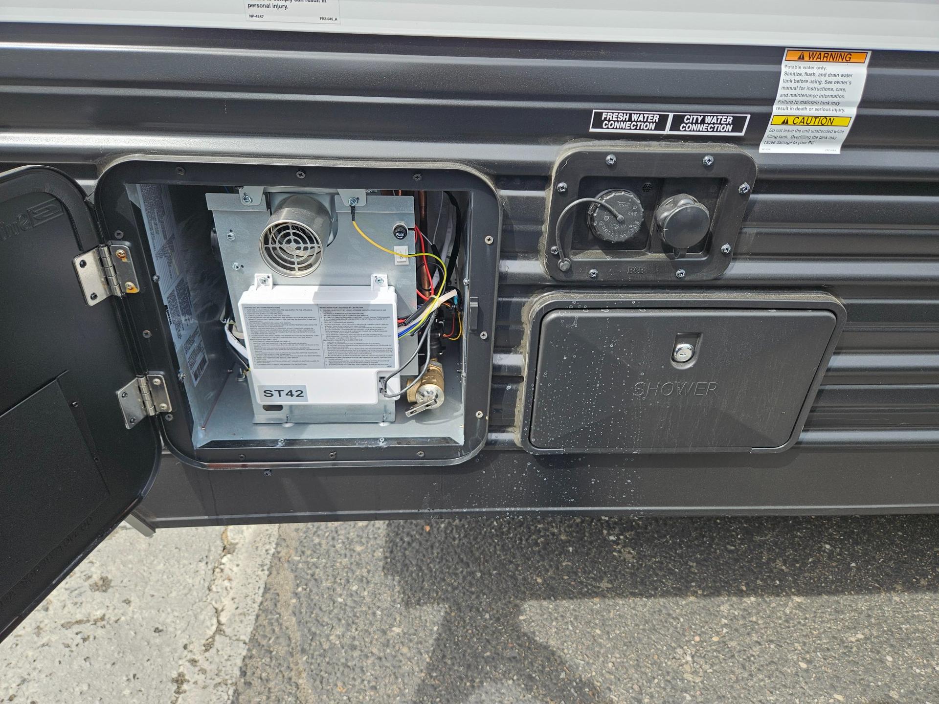 2026 Forest River RV 2026 Forest River RV Cherokee Grey Wolf - thumbnail 50