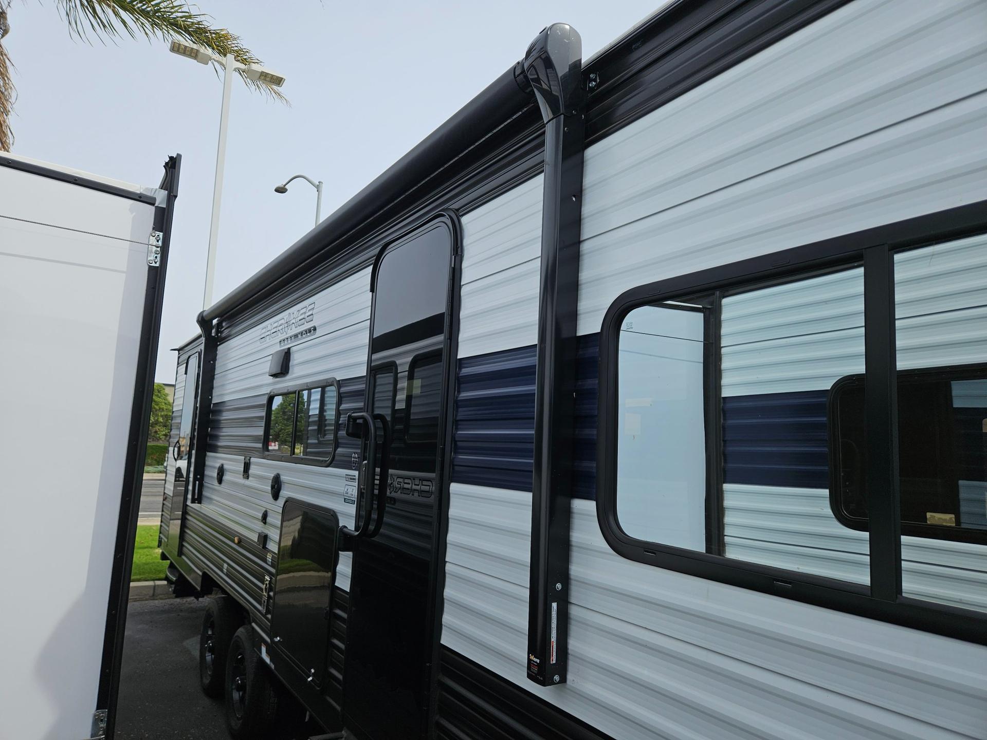 2026 Forest River RV 2026 Forest River RV Cherokee Grey Wolf - thumbnail 36