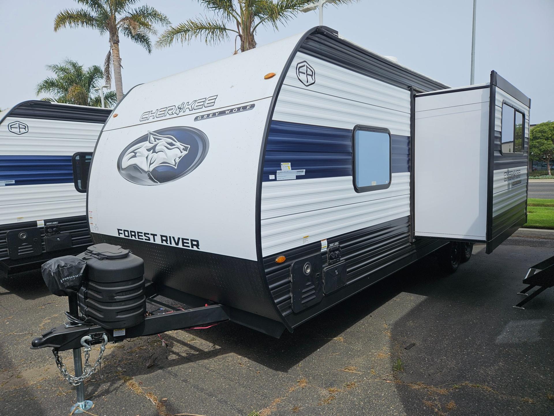 2026 Forest River RV 2026 Forest River RV Cherokee Grey Wolf - thumbnail 5