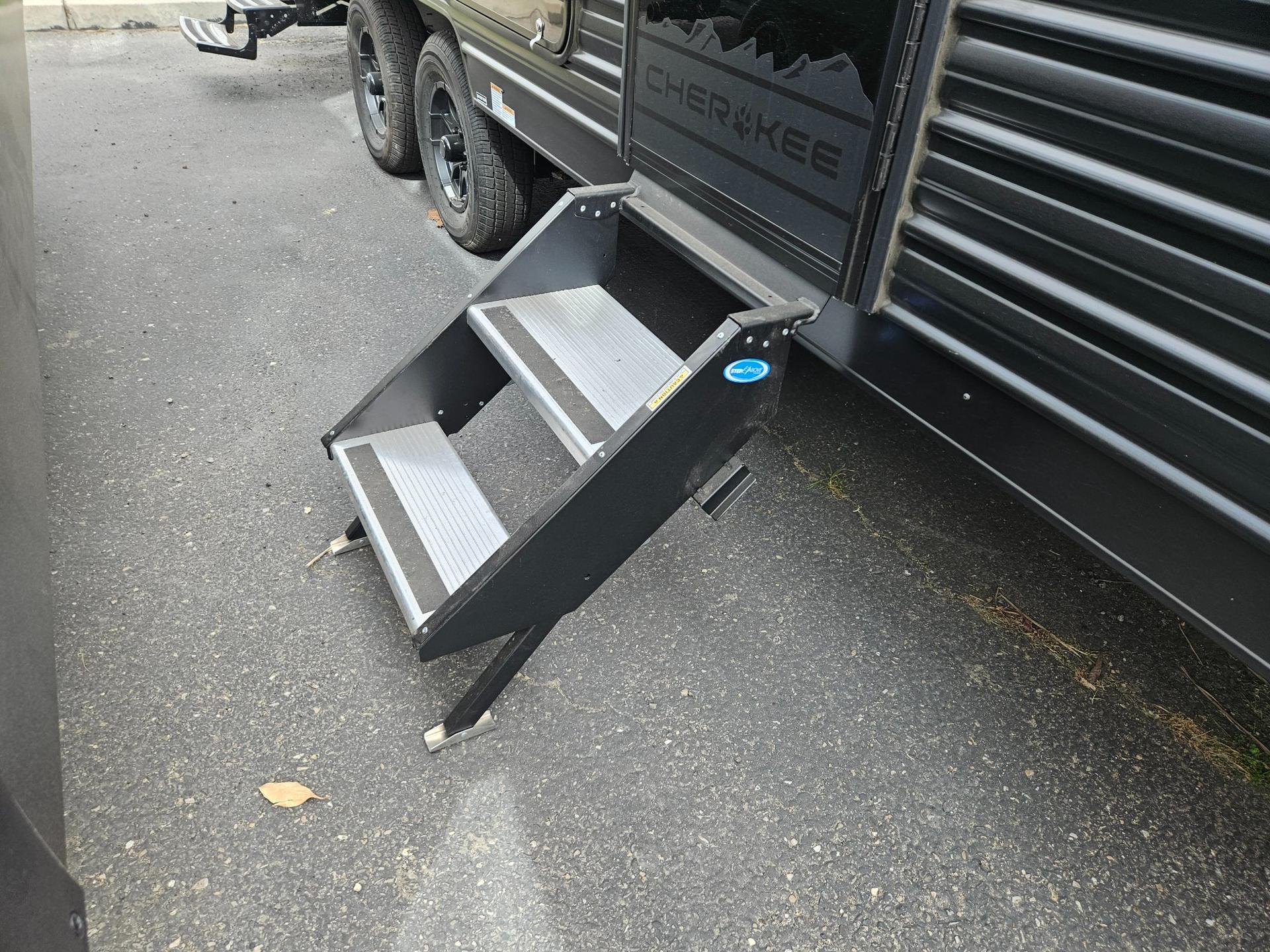 2026 Forest River RV 2026 Forest River RV Cherokee Grey Wolf - thumbnail 33