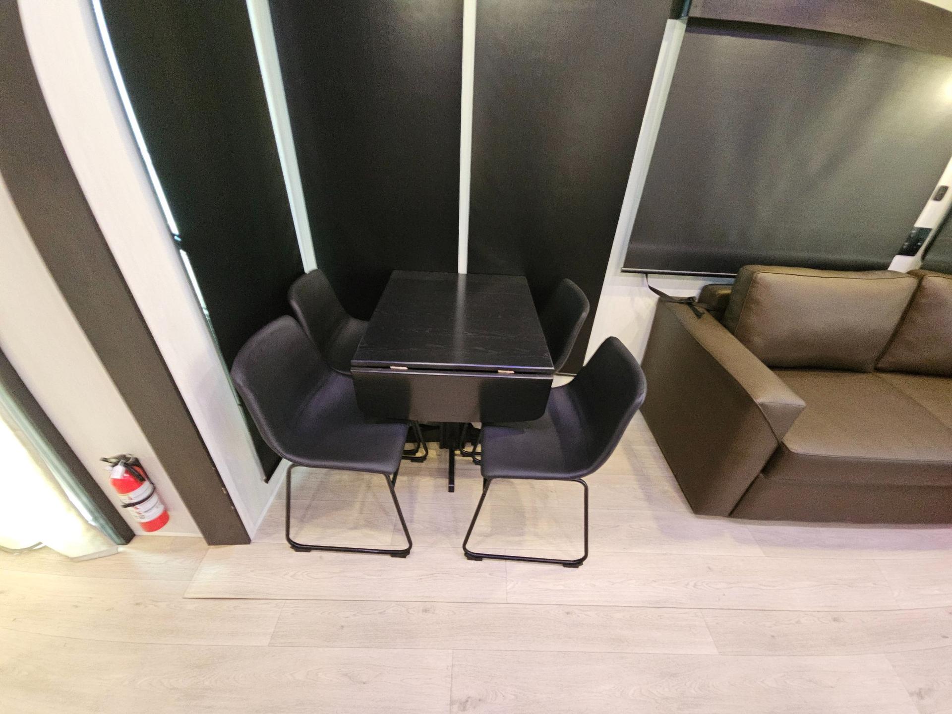 2026 Forest River 2026 Forest River Cherokee Timberwolf Black Label - thumbnail 8