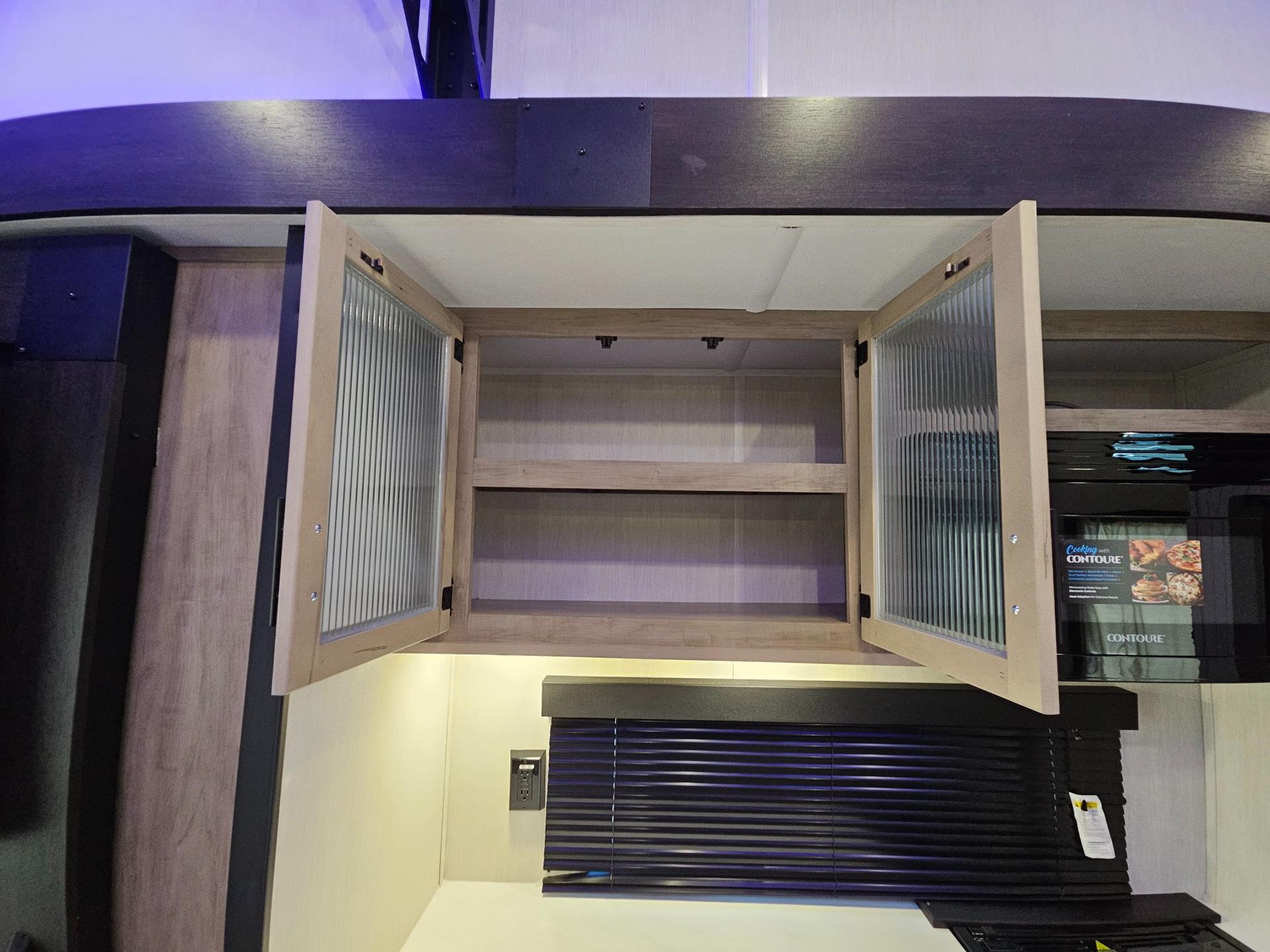 2026 Forest River 2026 Forest River Cherokee Timberwolf Black Label - thumbnail 17