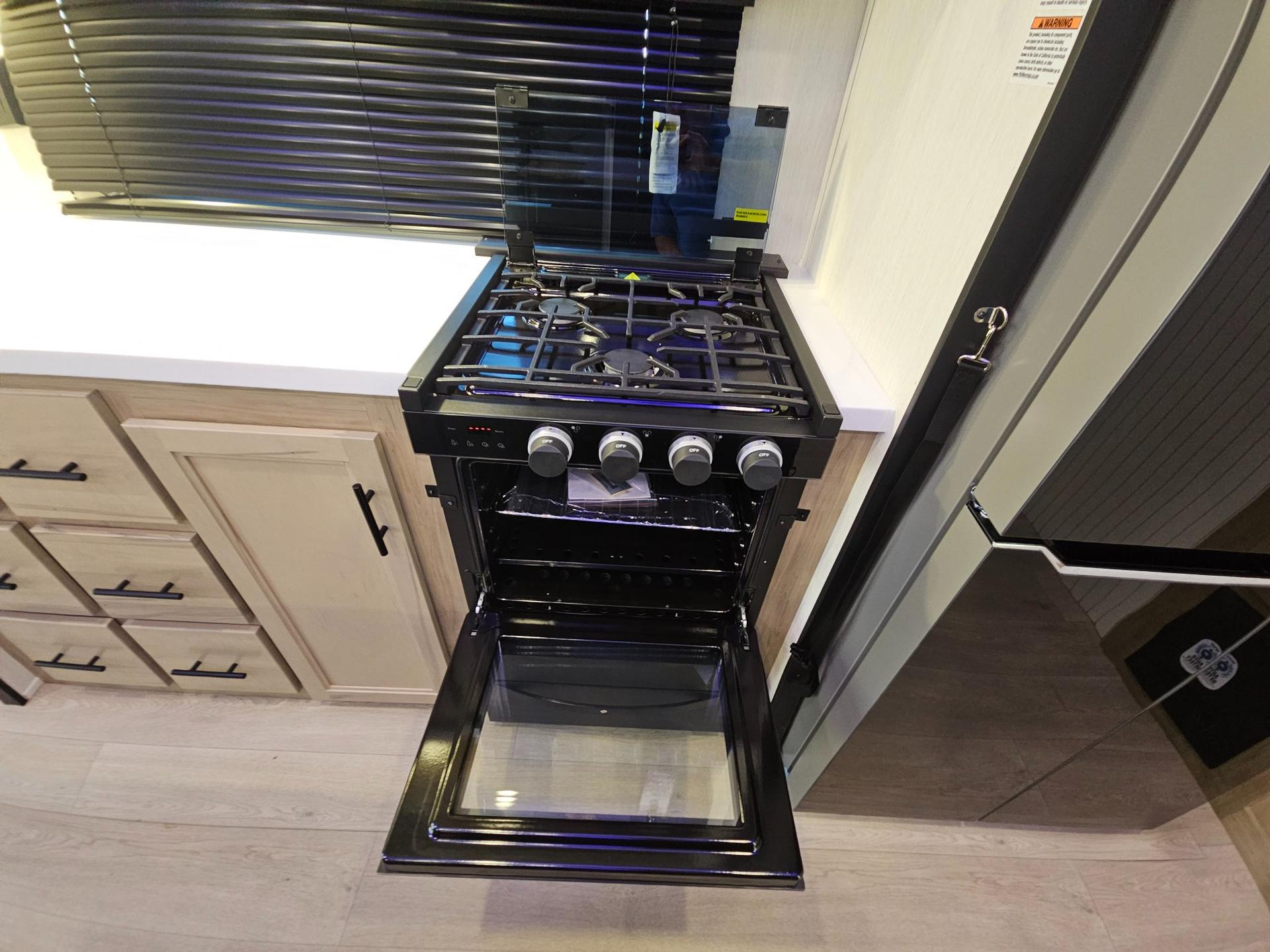 2026 Forest River 2026 Forest River Cherokee Timberwolf Black Label - thumbnail 18