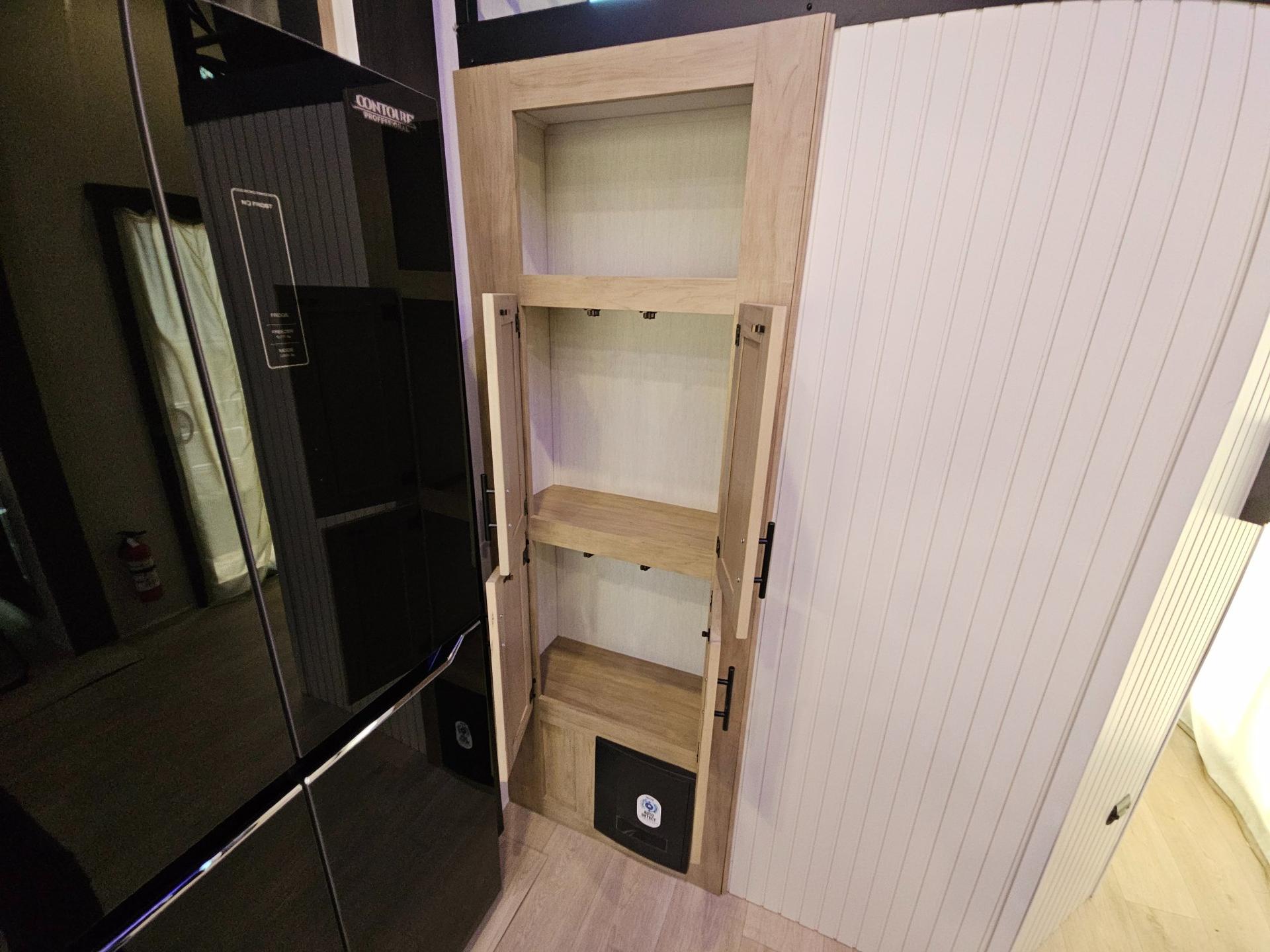 2026 Forest River 2026 Forest River Cherokee Timberwolf Black Label - thumbnail 24