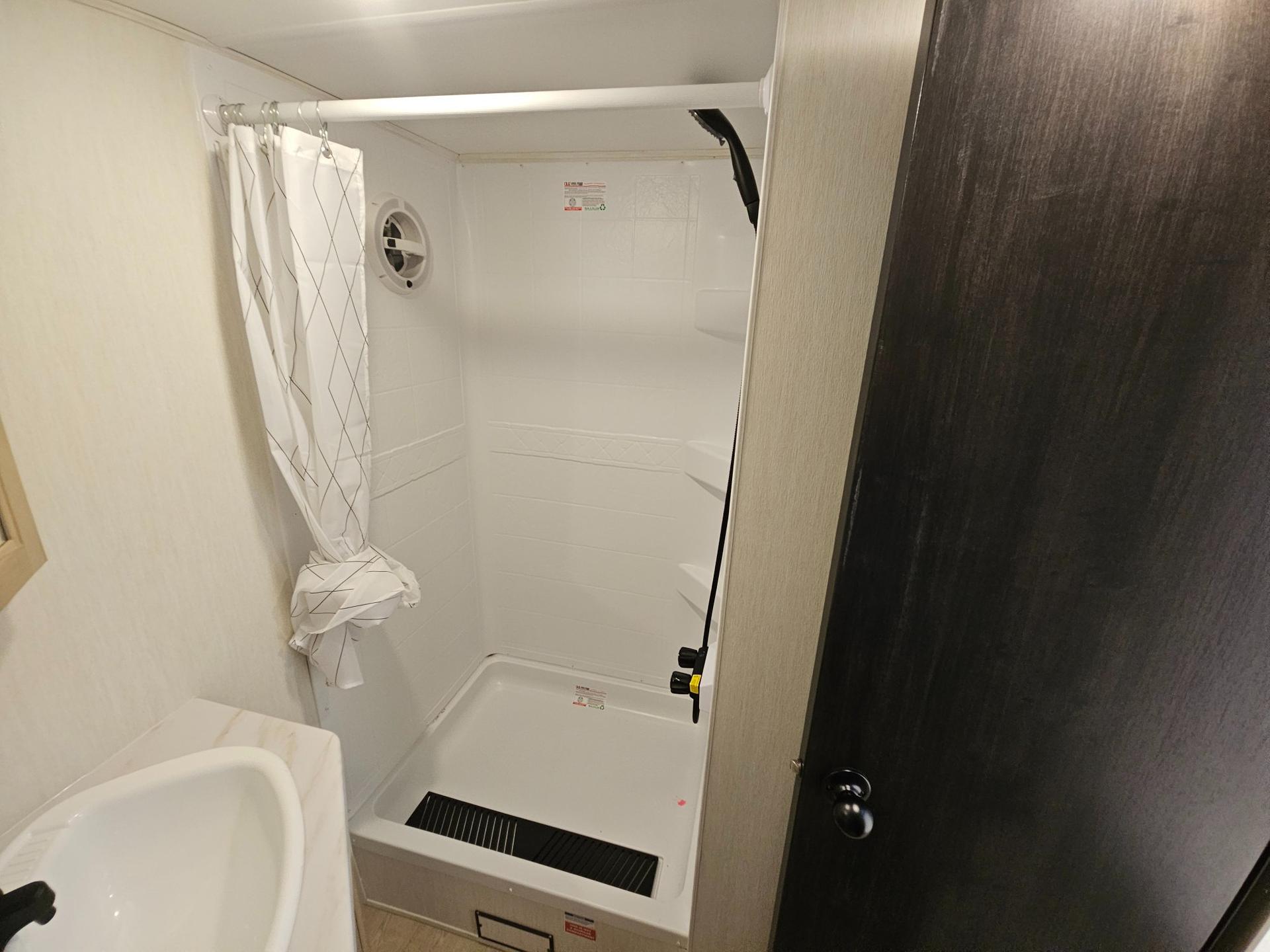 2026 Forest River 2026 Forest River Cherokee Timberwolf Black Label - thumbnail 26