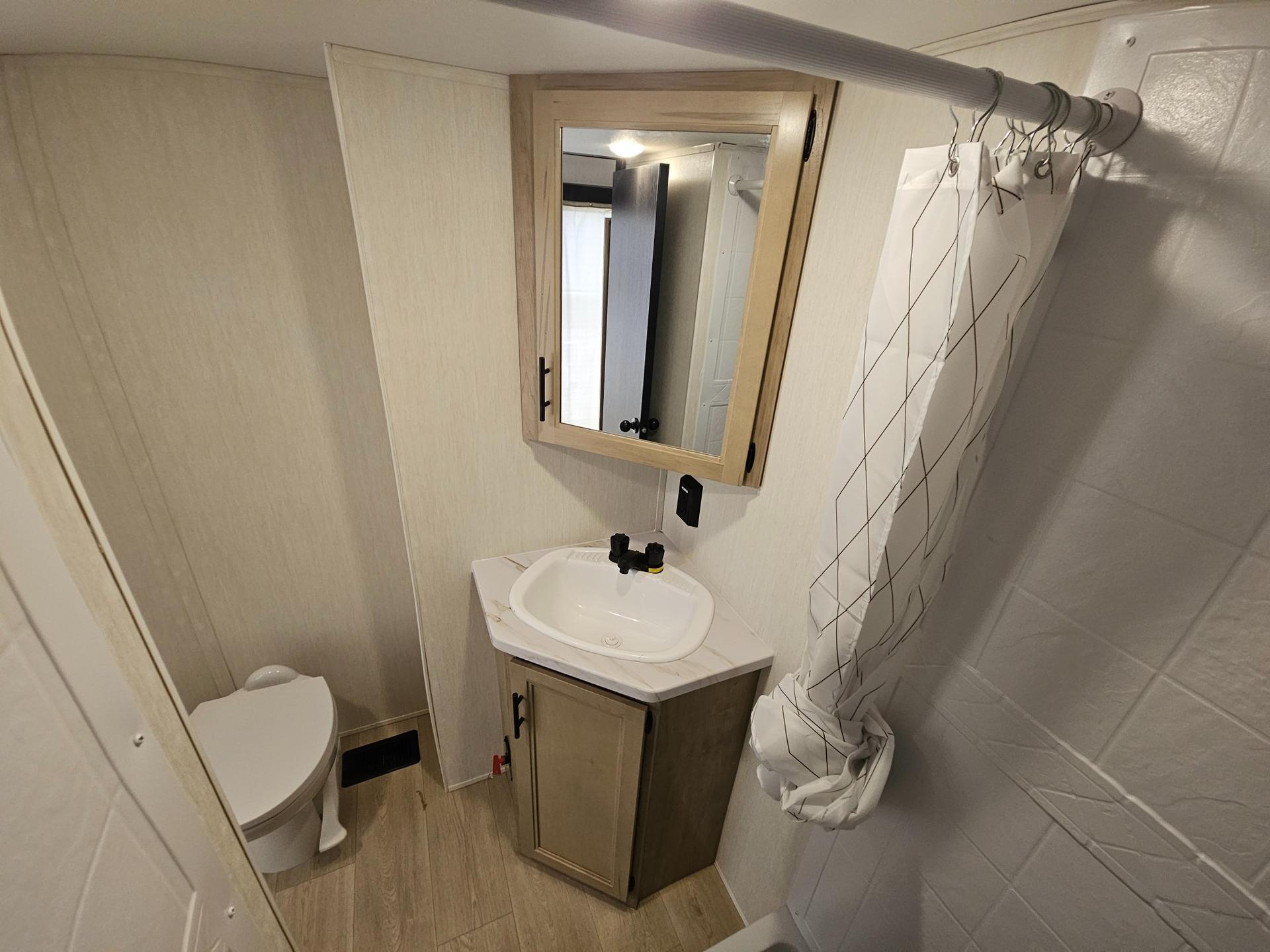 2026 Forest River 2026 Forest River Cherokee Timberwolf Black Label - thumbnail 27