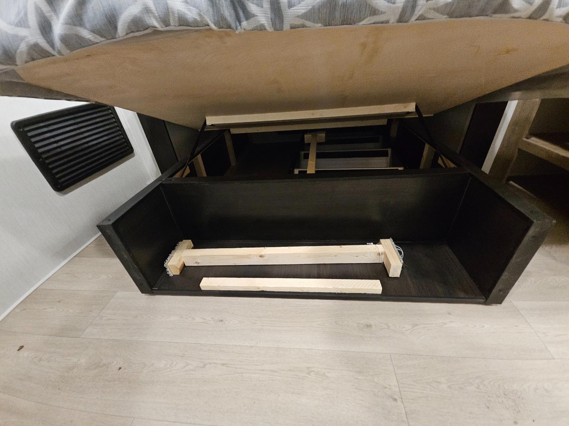 2026 Forest River 2026 Forest River Cherokee Timberwolf Black Label - thumbnail 39