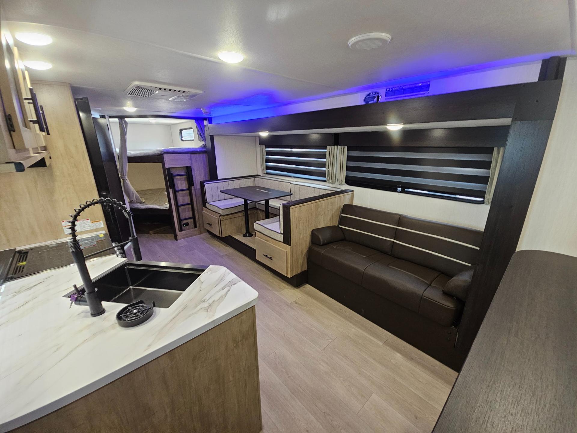 2026 Forest River RV 2026 Forest River RV Cherokee Grey Wolf - thumbnail 6