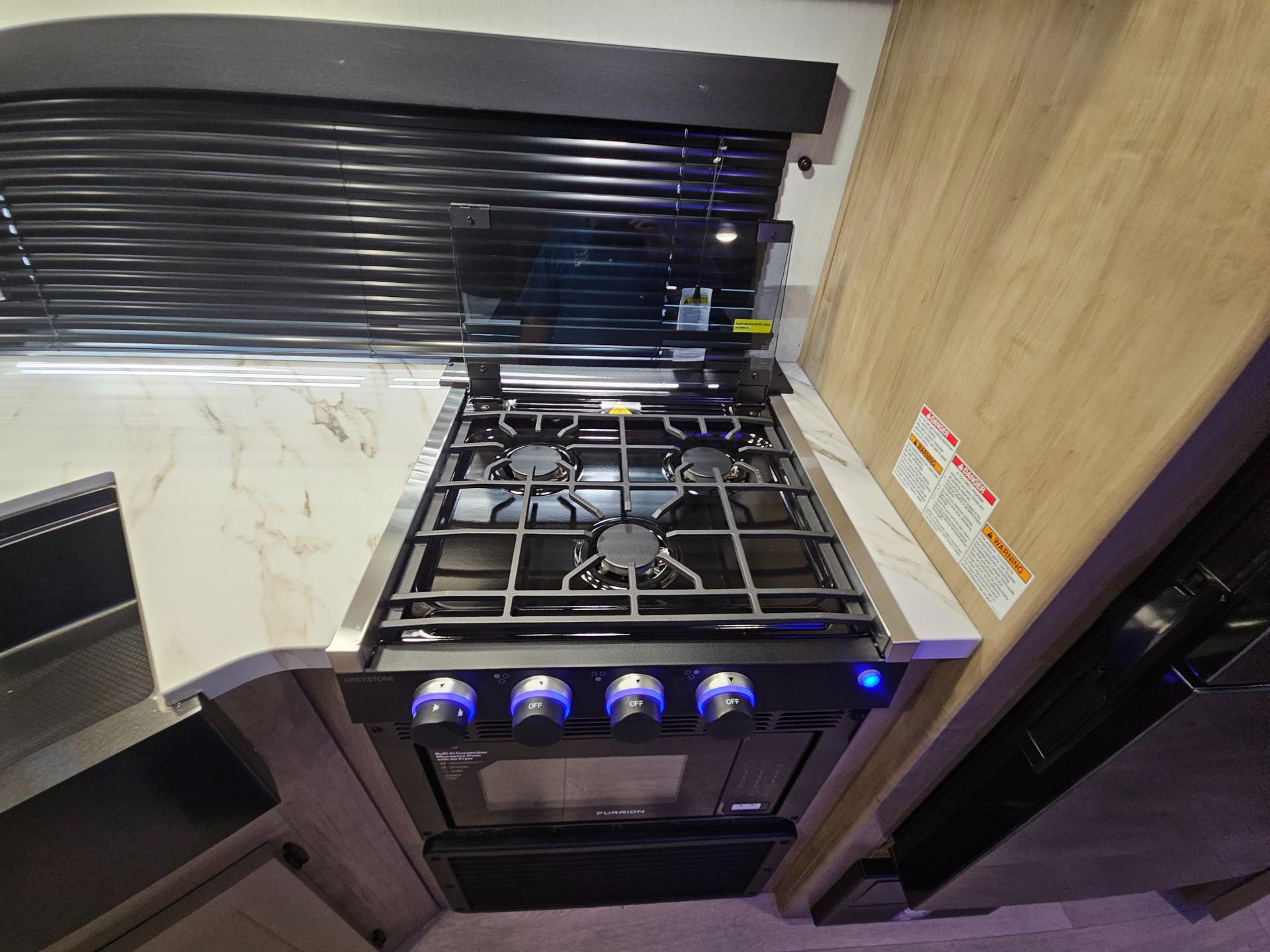 2026 Forest River RV 2026 Forest River RV Cherokee Grey Wolf - thumbnail 18