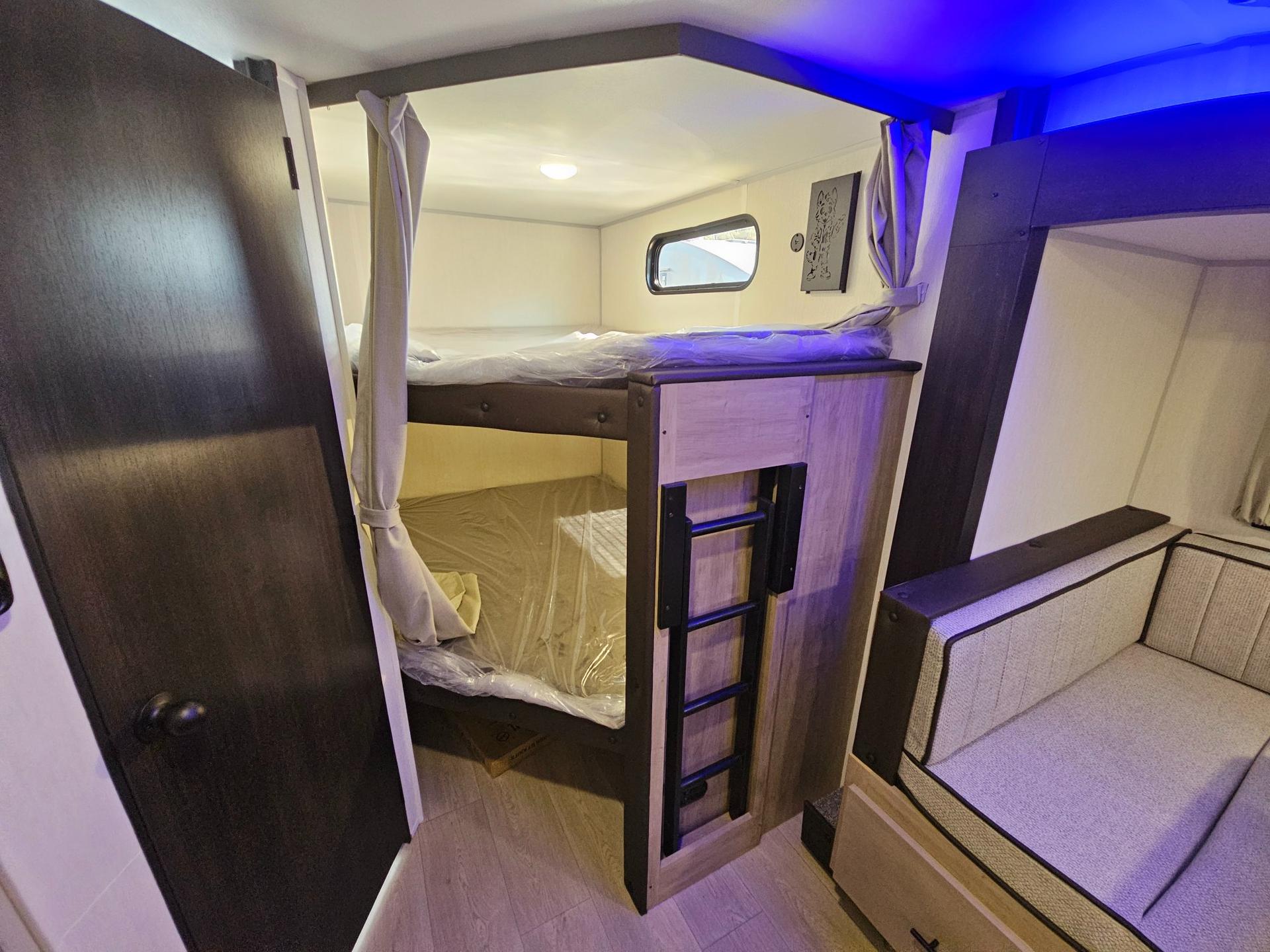 2026 Forest River RV 2026 Forest River RV Cherokee Grey Wolf - thumbnail 13