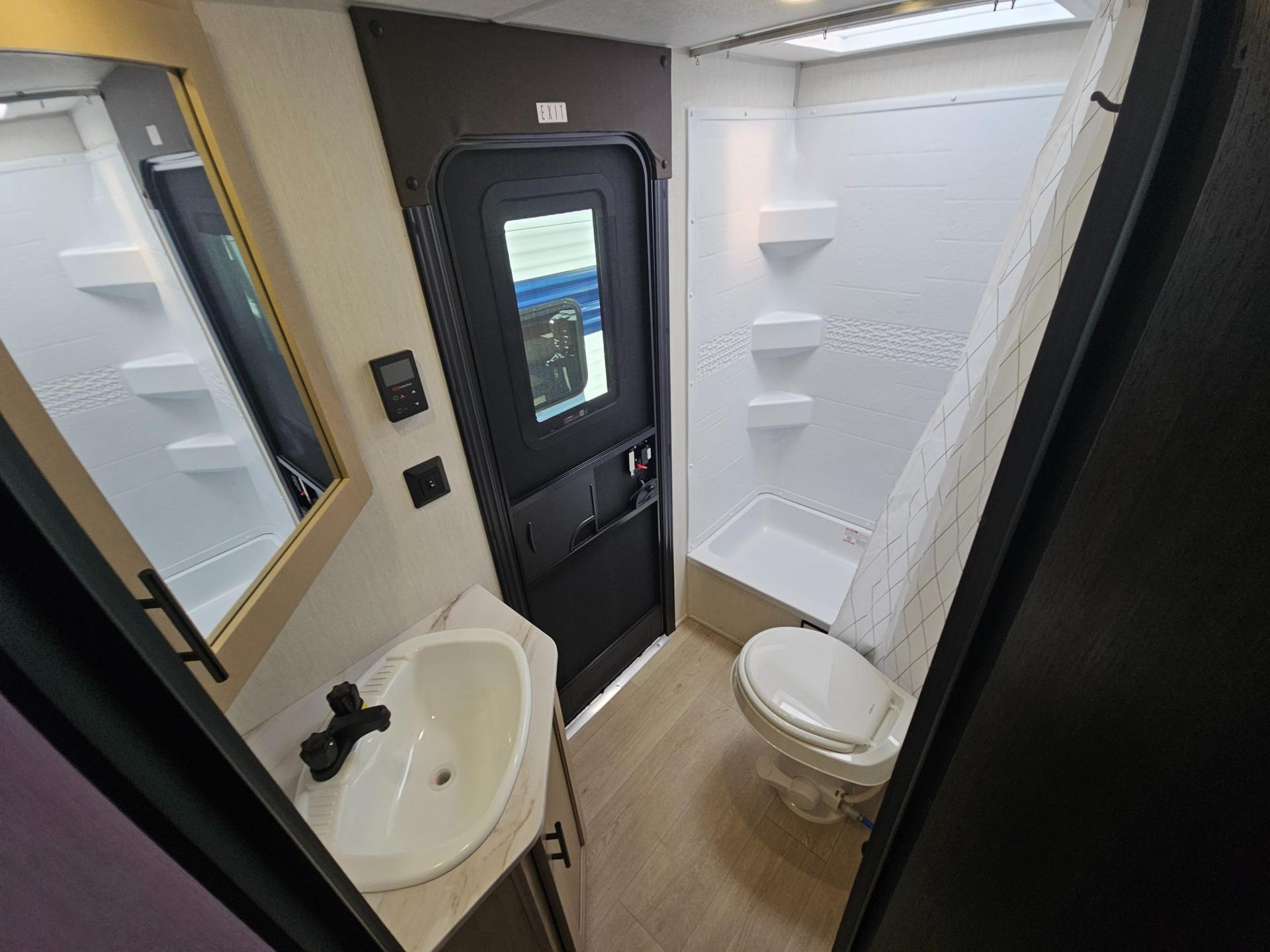 2026 Forest River RV 2026 Forest River RV Cherokee Grey Wolf - thumbnail 27