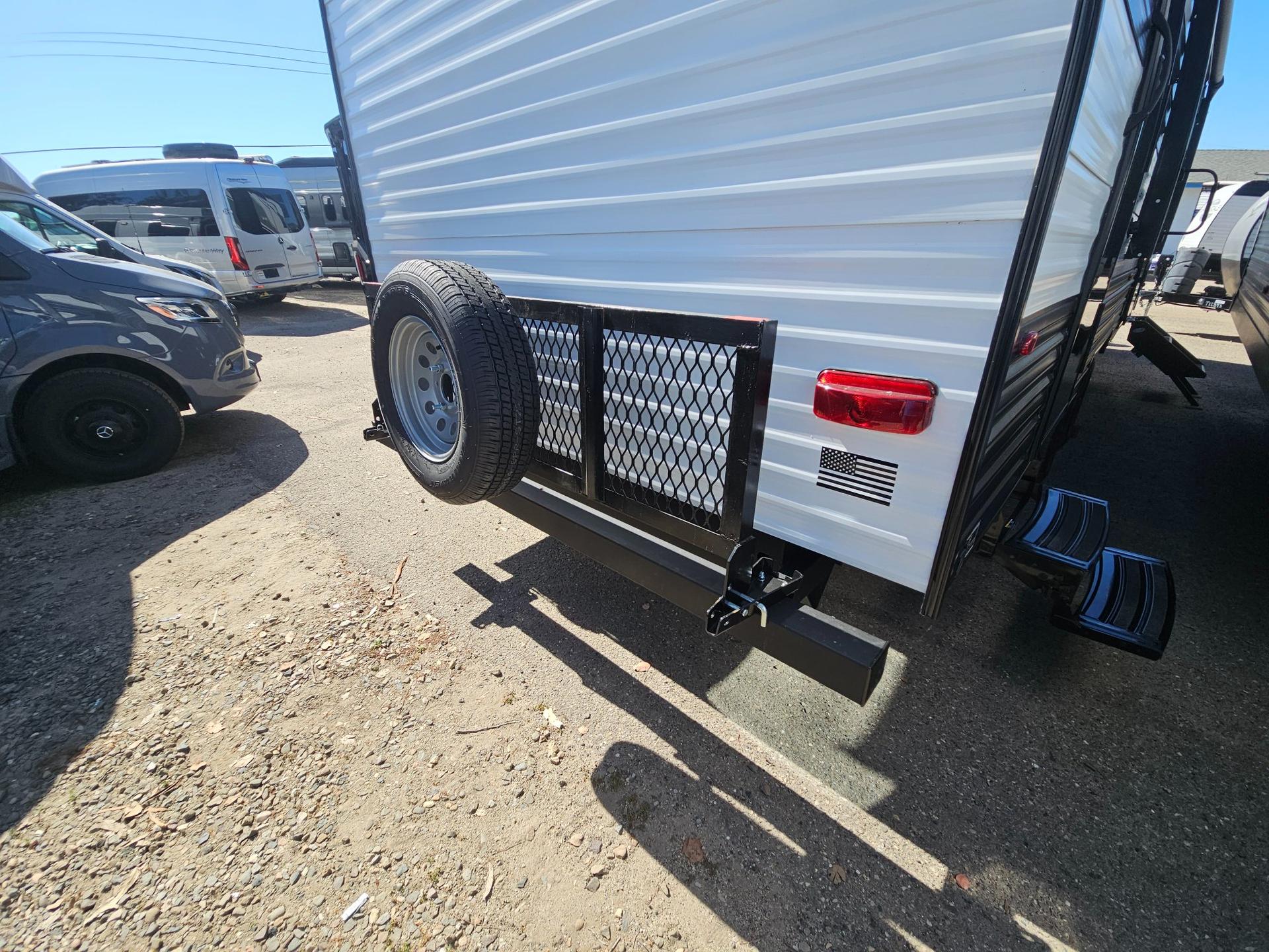 2026 Forest River RV 2026 Forest River RV Cherokee Grey Wolf - thumbnail 44