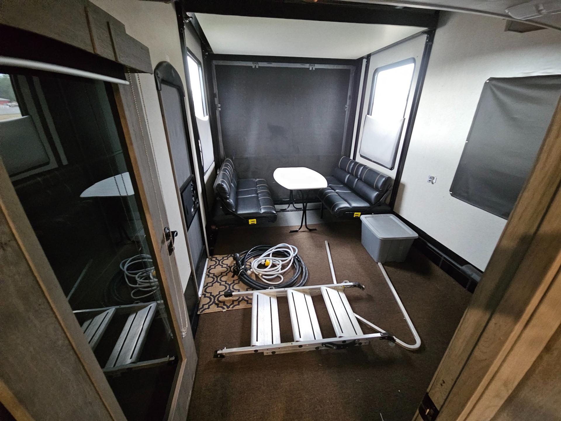 2021 Keystone RV 2021 Keystone RV Carbon - thumbnail 22