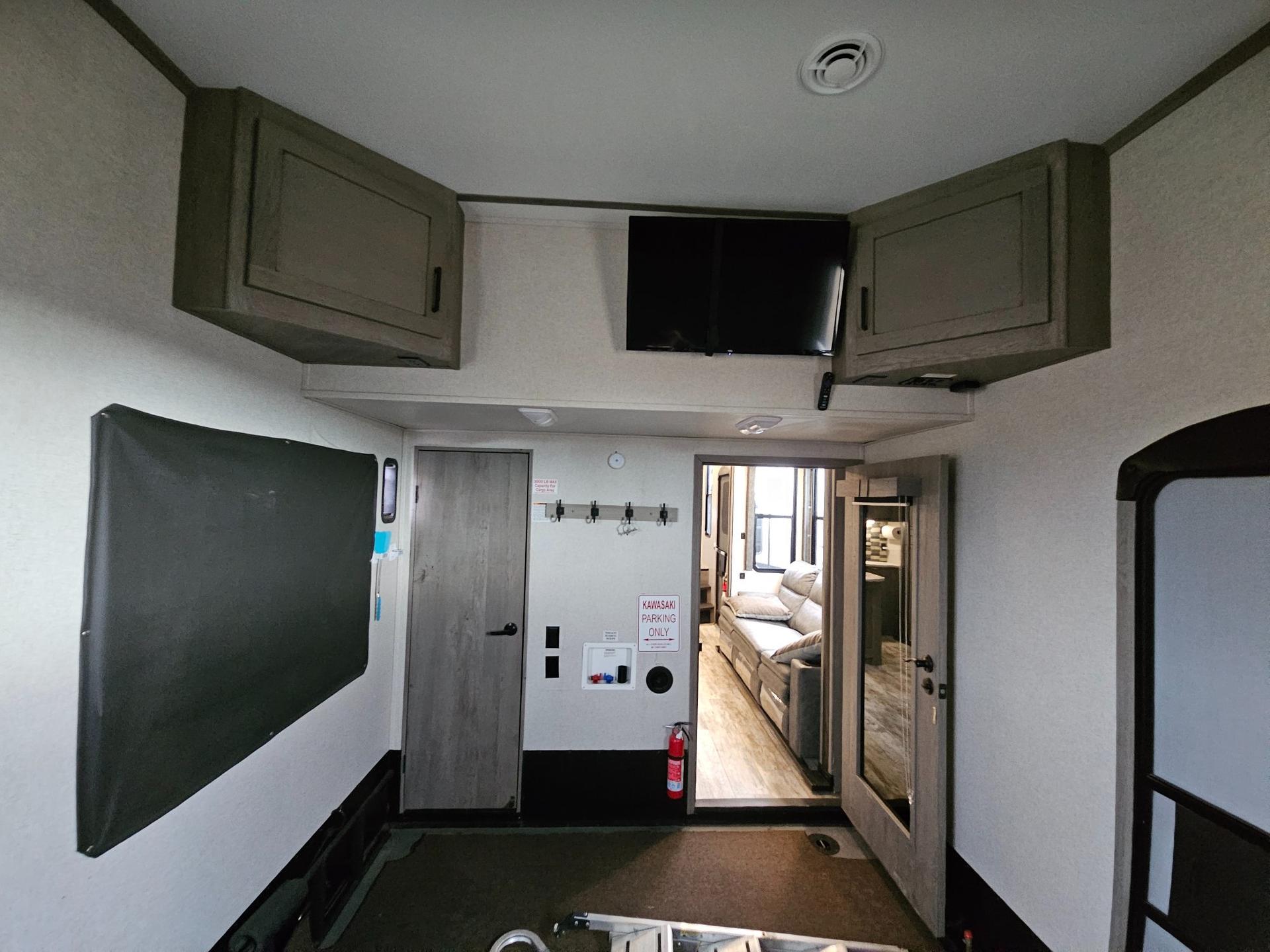 2021 Keystone RV 2021 Keystone RV Carbon - thumbnail 26