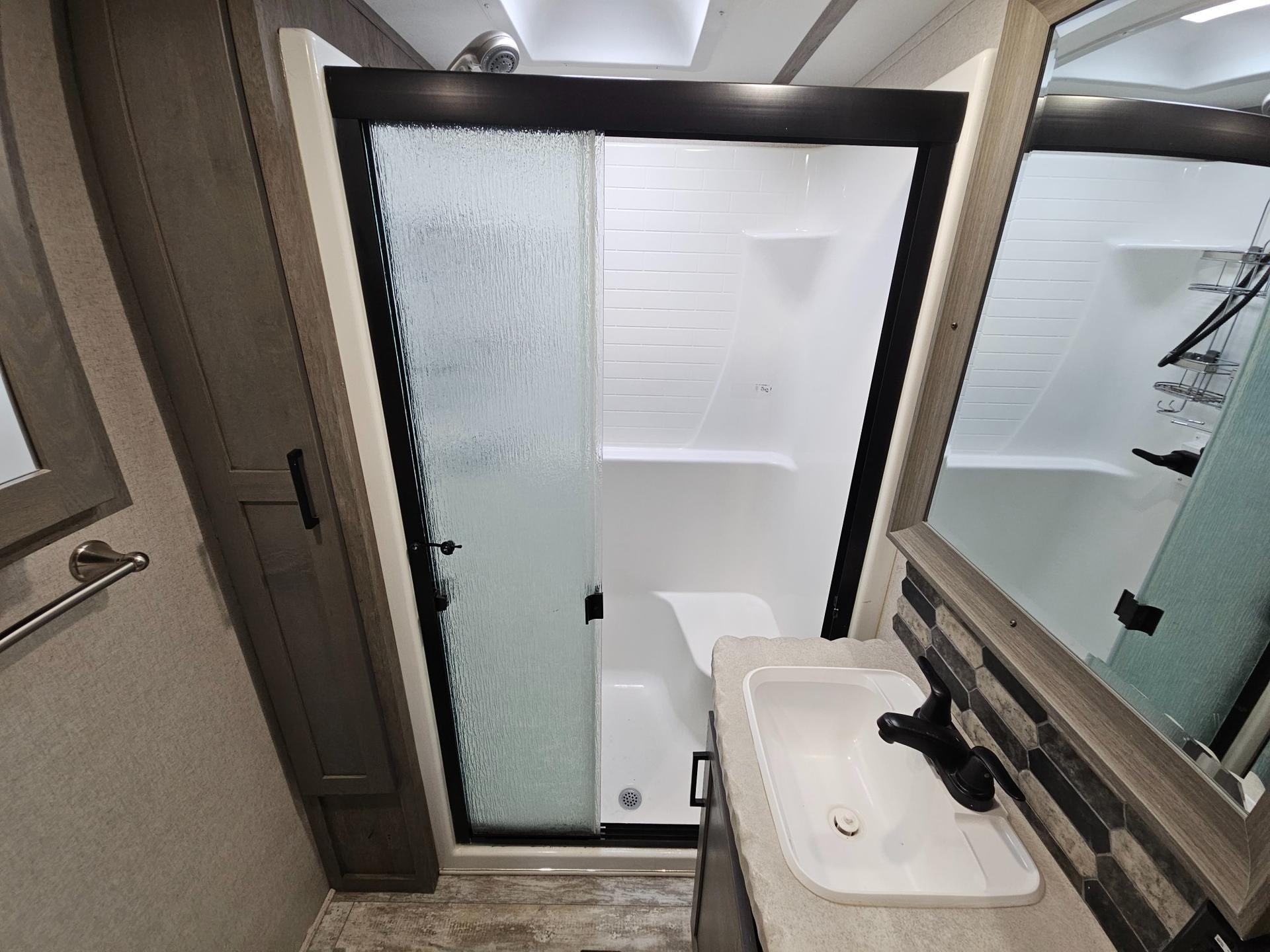 2021 Keystone RV 2021 Keystone RV Carbon - thumbnail 37