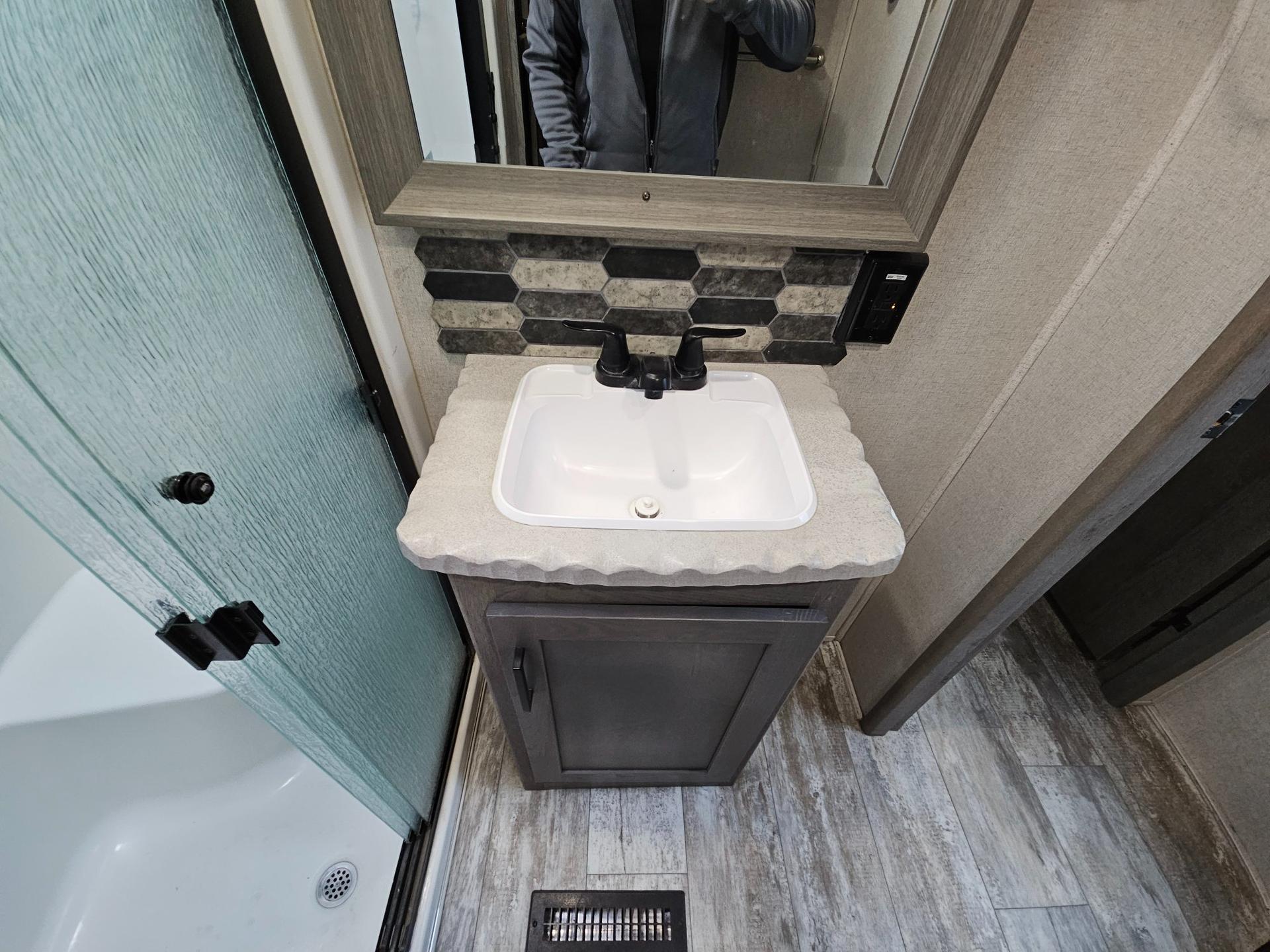 2021 Keystone RV 2021 Keystone RV Carbon - thumbnail 42