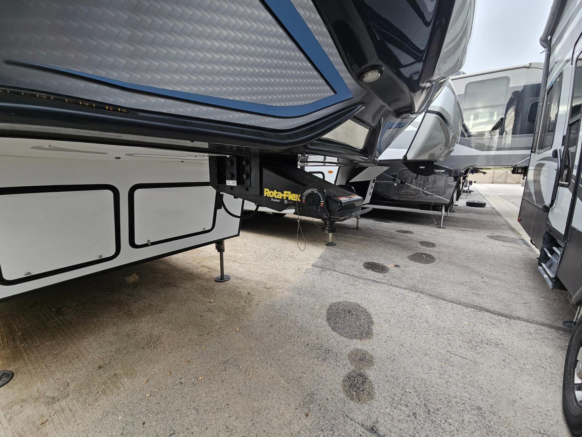2021 Keystone RV 2021 Keystone RV Carbon - thumbnail 45