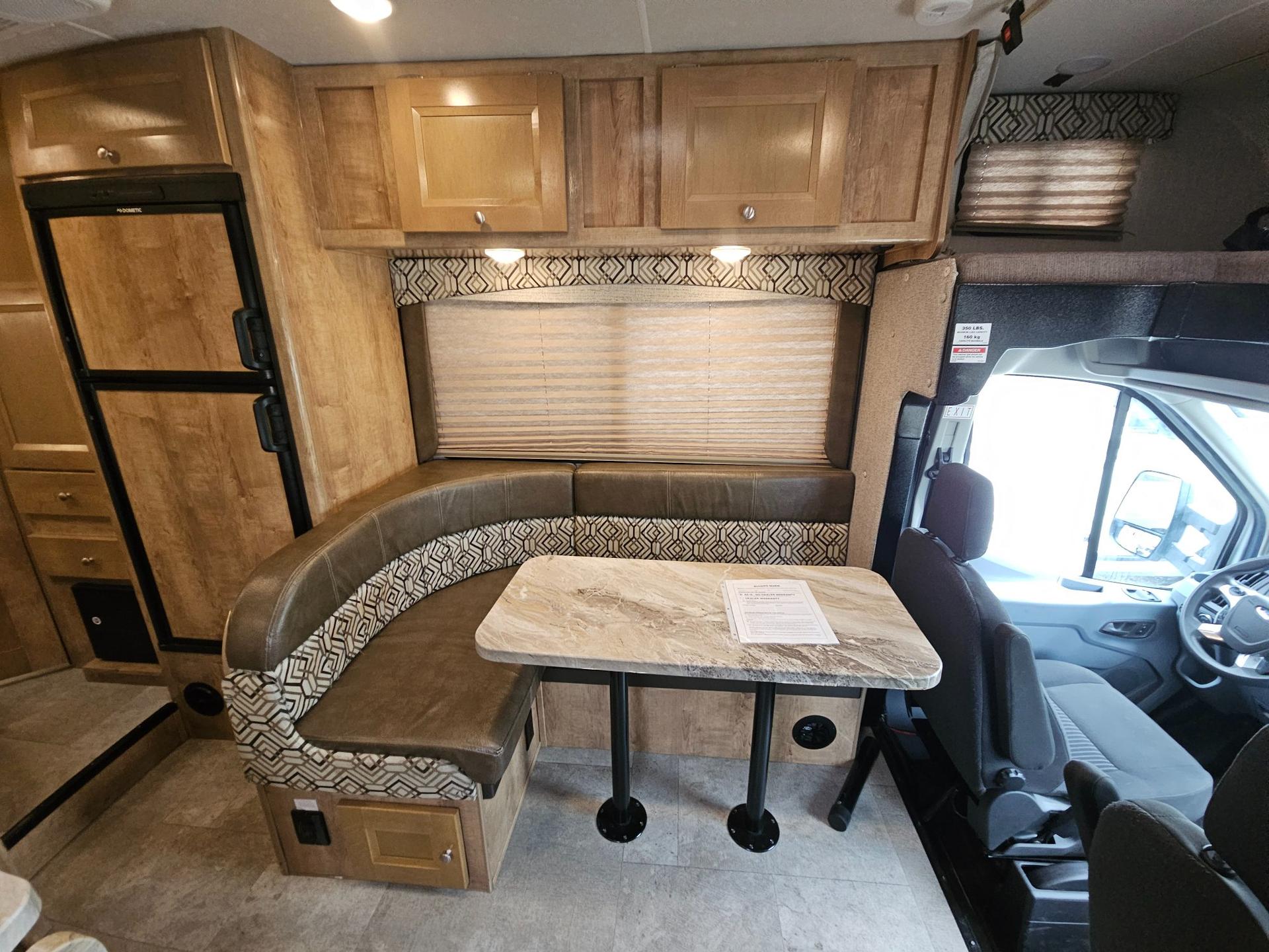 2020 Coachmen 2020 Coachmen Leprechaun - thumbnail 11