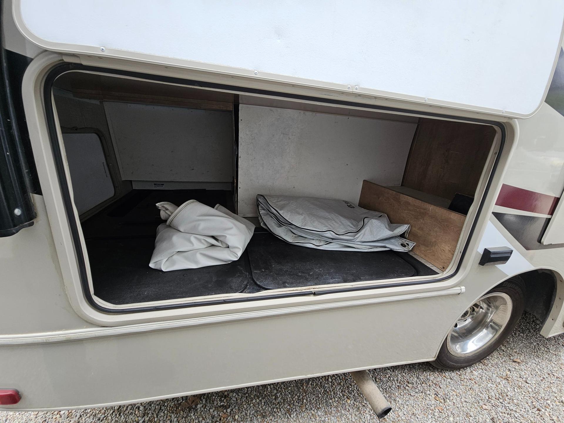 2020 Coachmen 2020 Coachmen Leprechaun - thumbnail 45