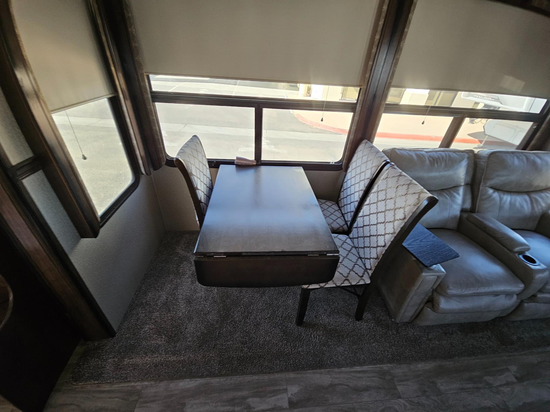 2020 Grand Design 2020 Grand Design Solitude - thumbnail 8