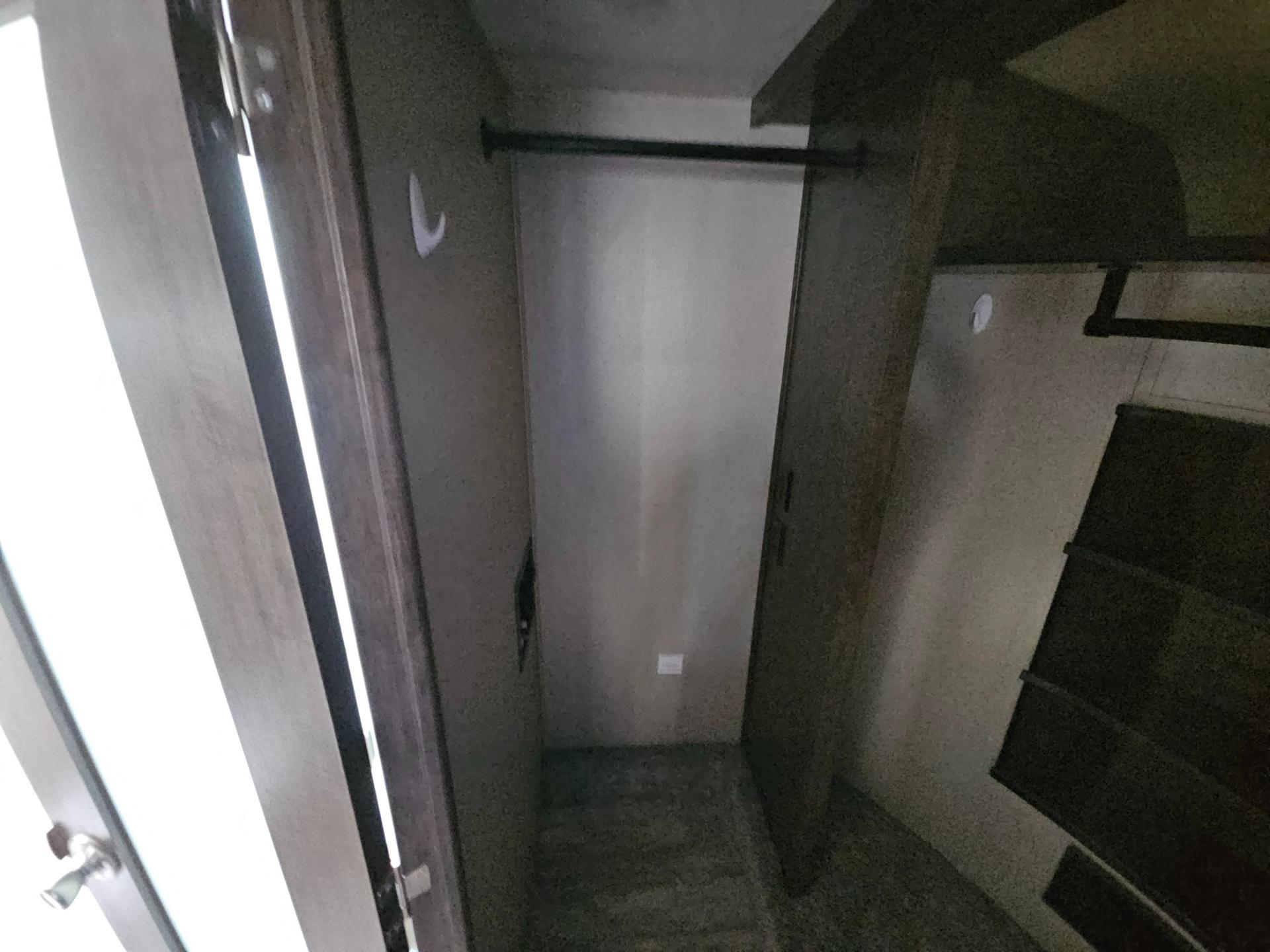 2020 Grand Design 2020 Grand Design Solitude - thumbnail 42