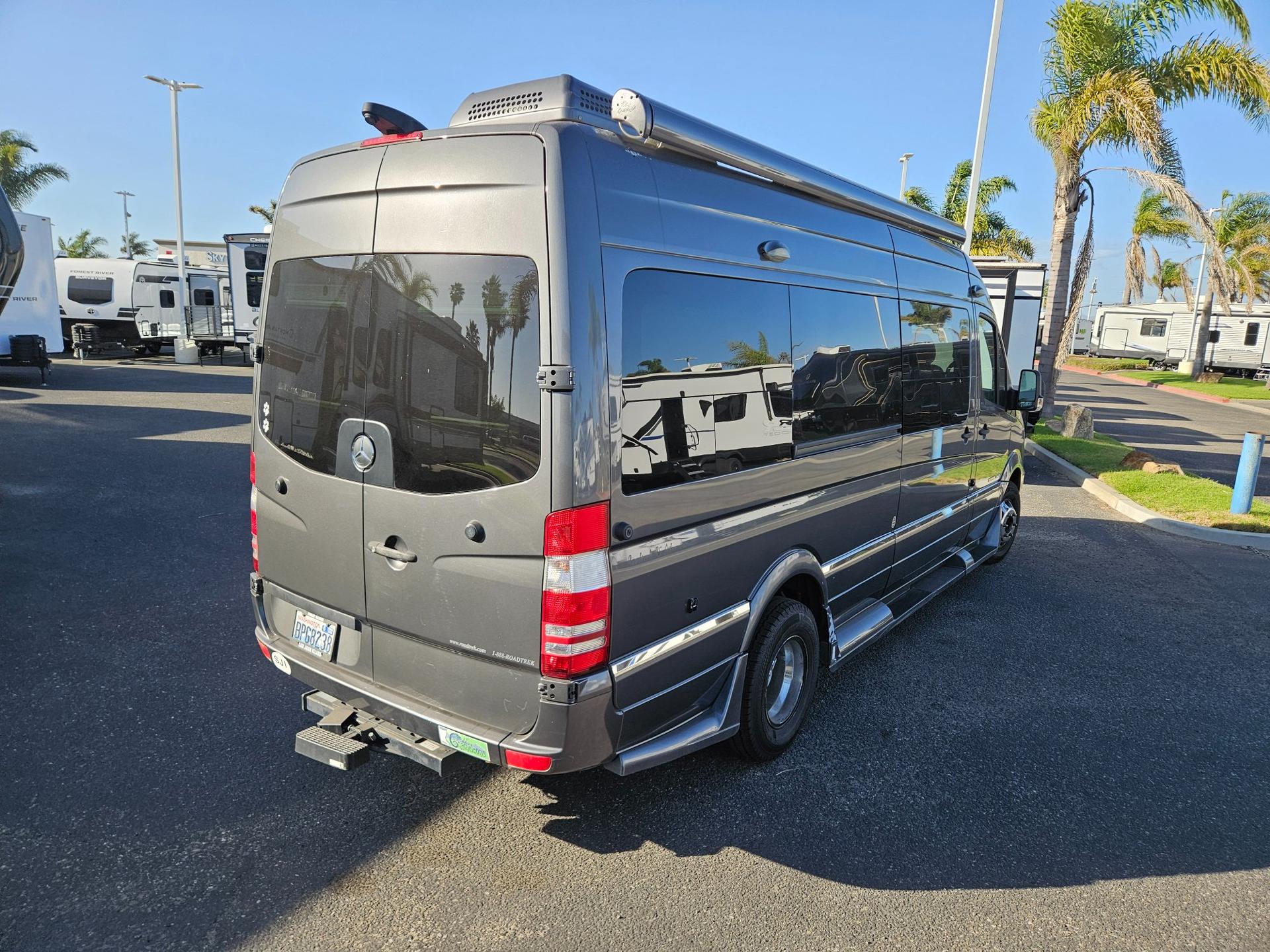 2014 Roadtrek 2014 Roadtrek Adventurous - thumbnail 2