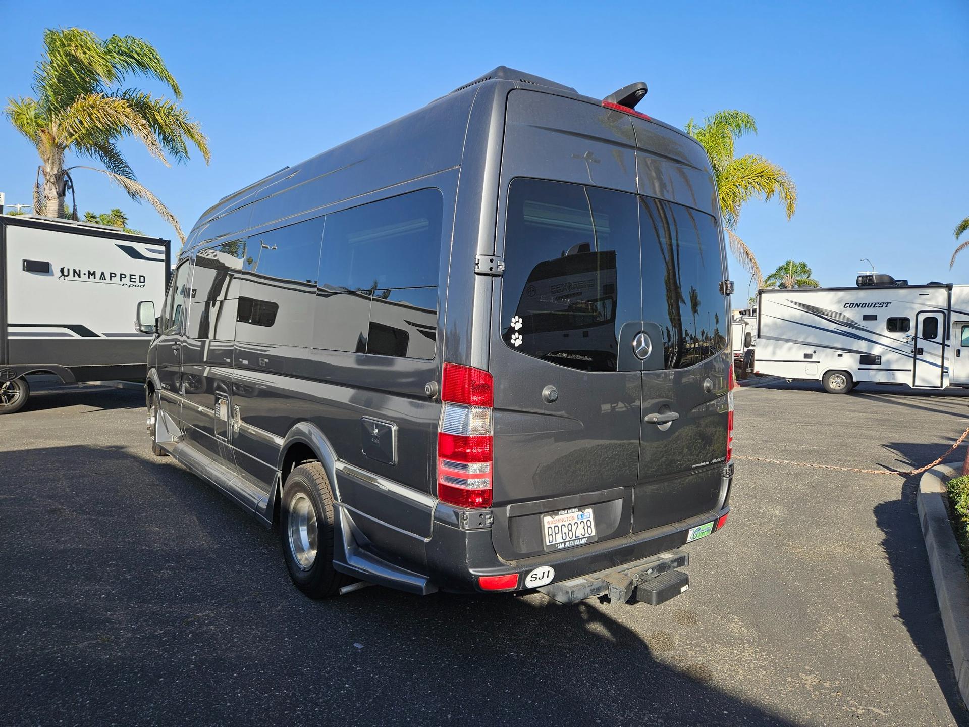 2014 Roadtrek 2014 Roadtrek Adventurous - thumbnail 3