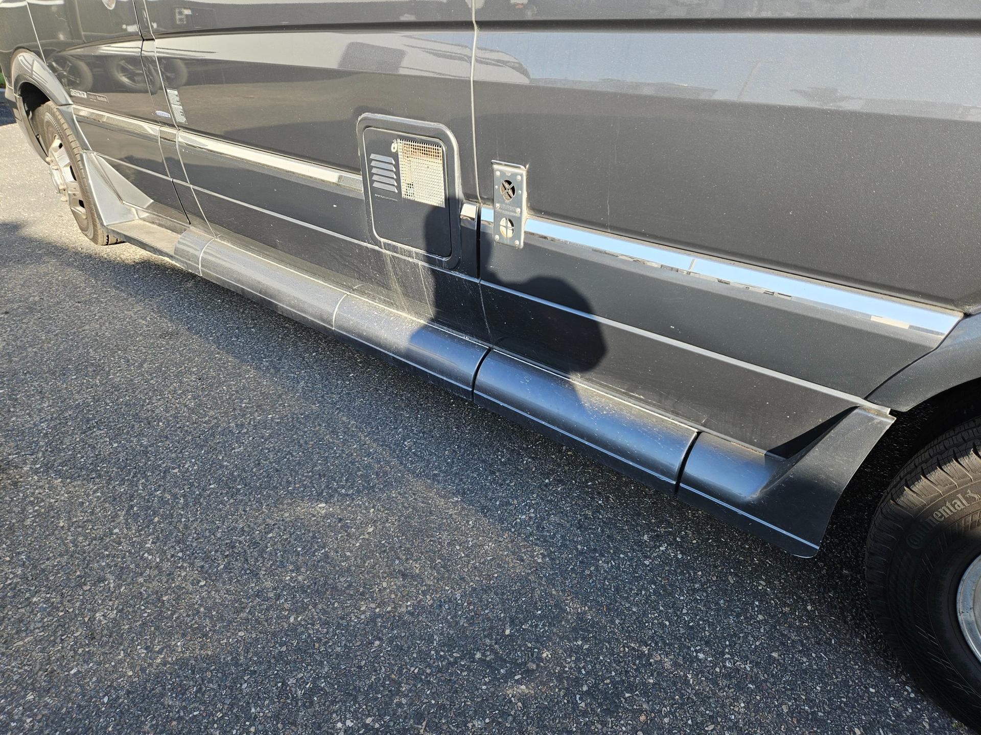 2014 Roadtrek 2014 Roadtrek Adventurous - thumbnail 12