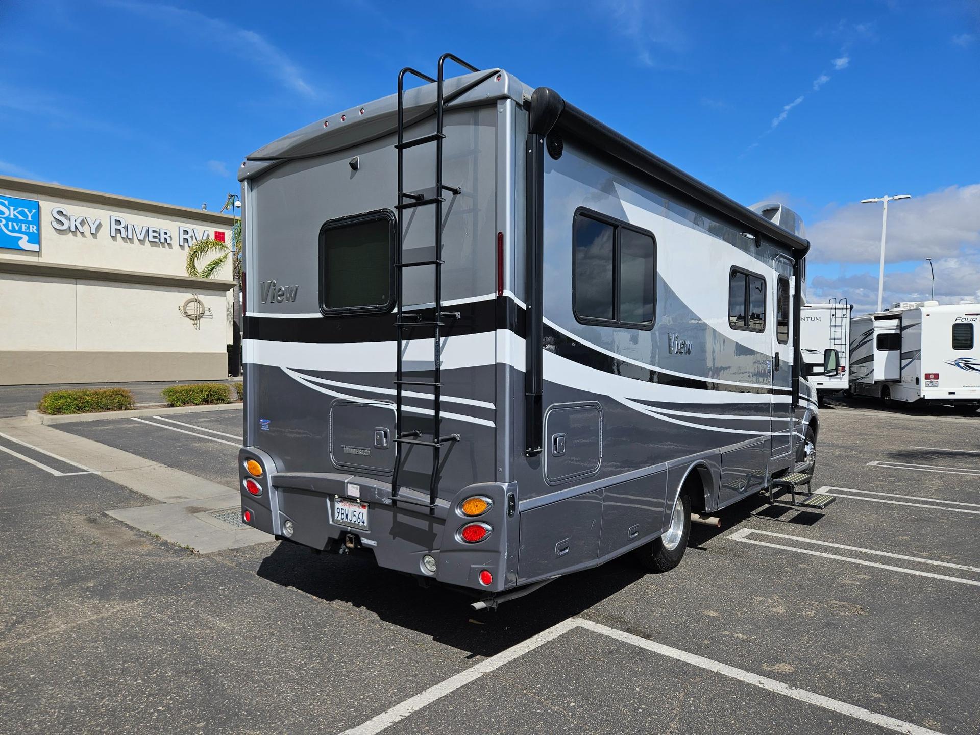 2018 Winnebago 2018 Winnebago View - thumbnail 2