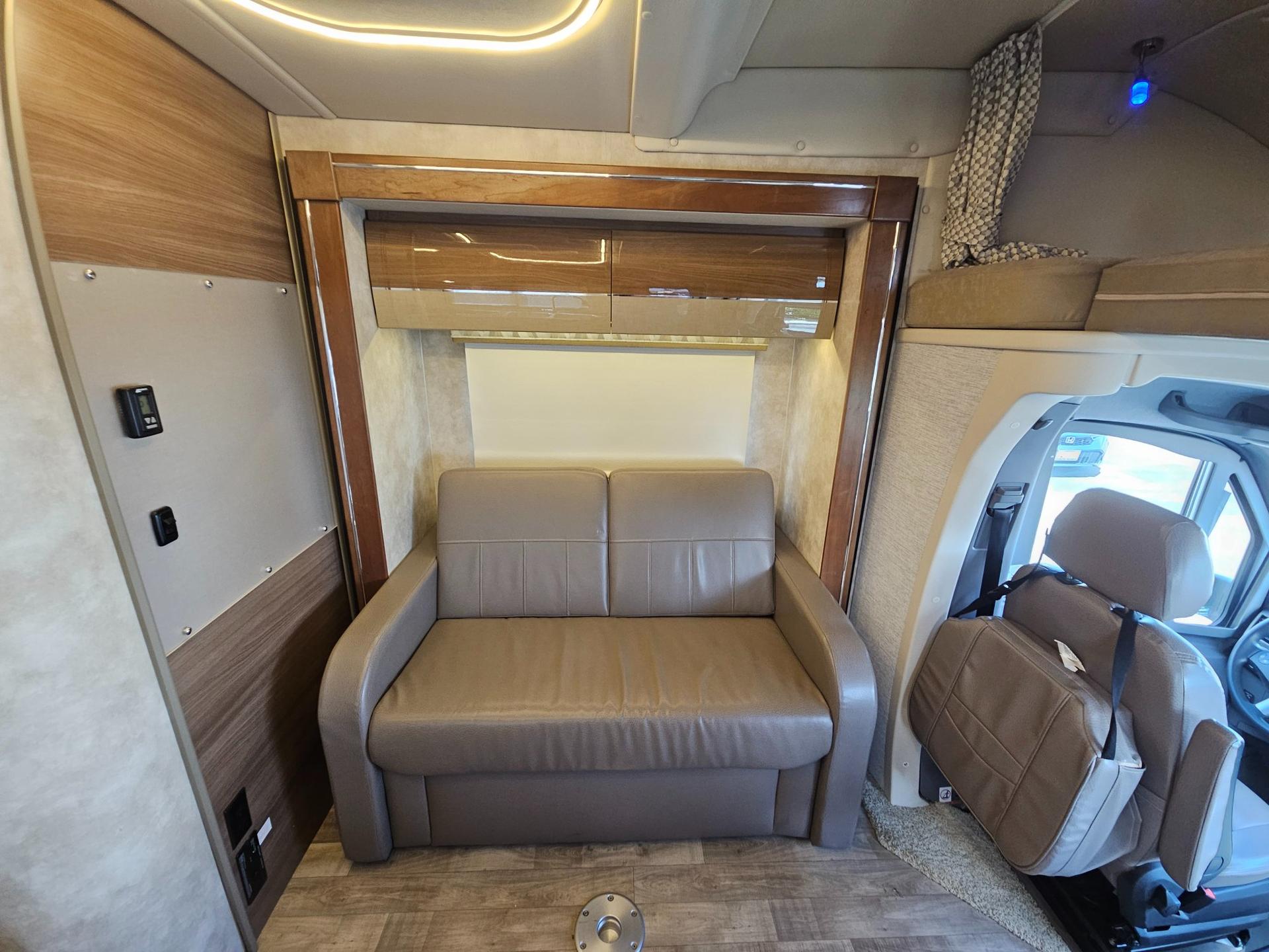 2018 Winnebago 2018 Winnebago View - thumbnail 6