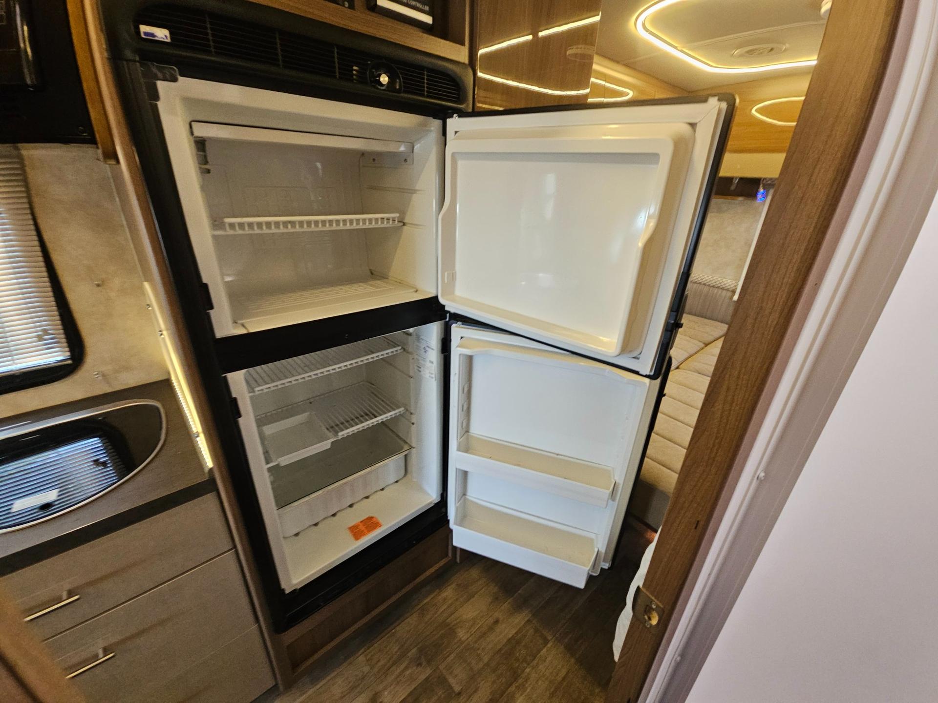 2018 Winnebago 2018 Winnebago View - thumbnail 16