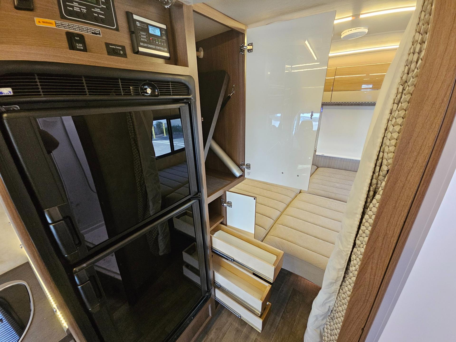 2018 Winnebago 2018 Winnebago View - thumbnail 17