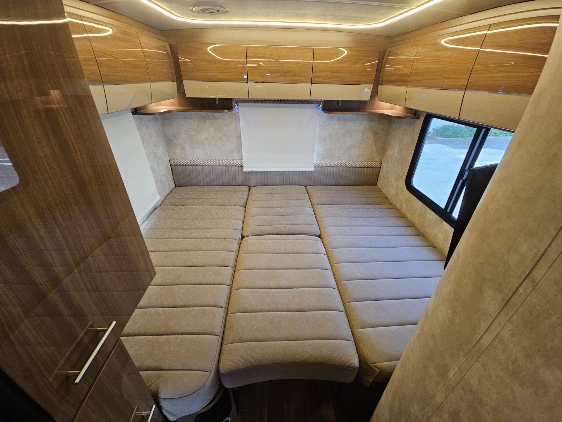 2018 Winnebago 2018 Winnebago View - thumbnail 18