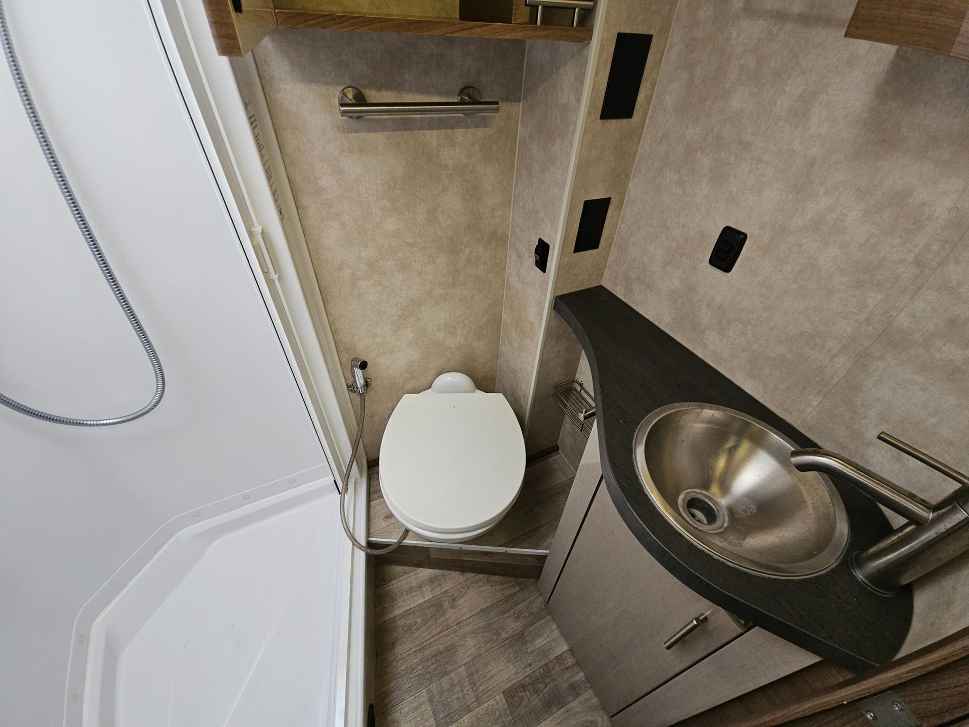 2018 Winnebago 2018 Winnebago View - thumbnail 30