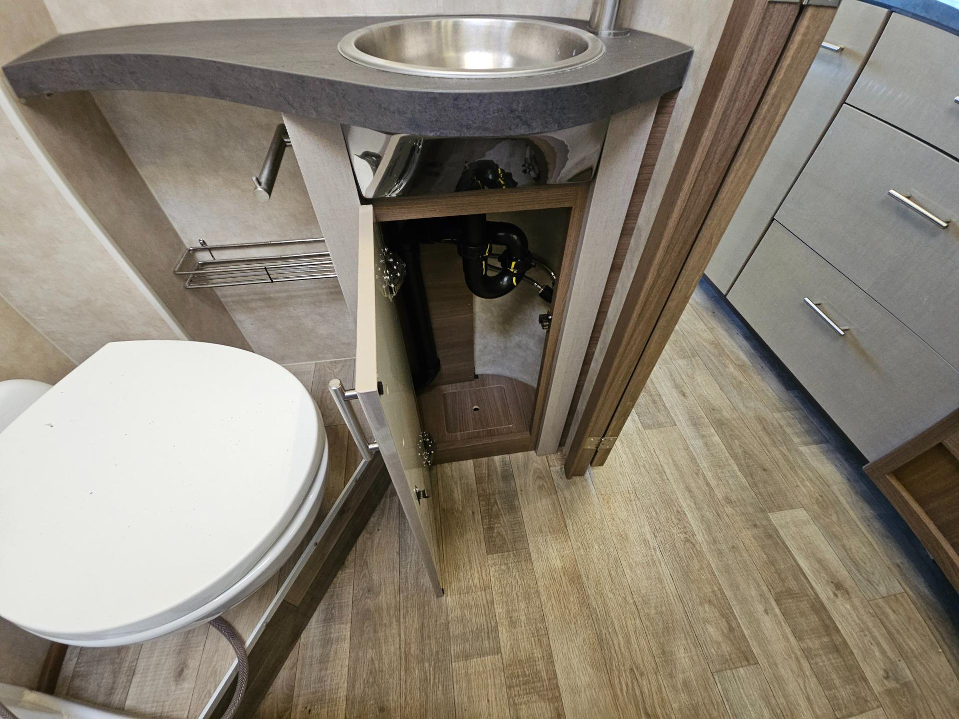 2018 Winnebago 2018 Winnebago View - thumbnail 36