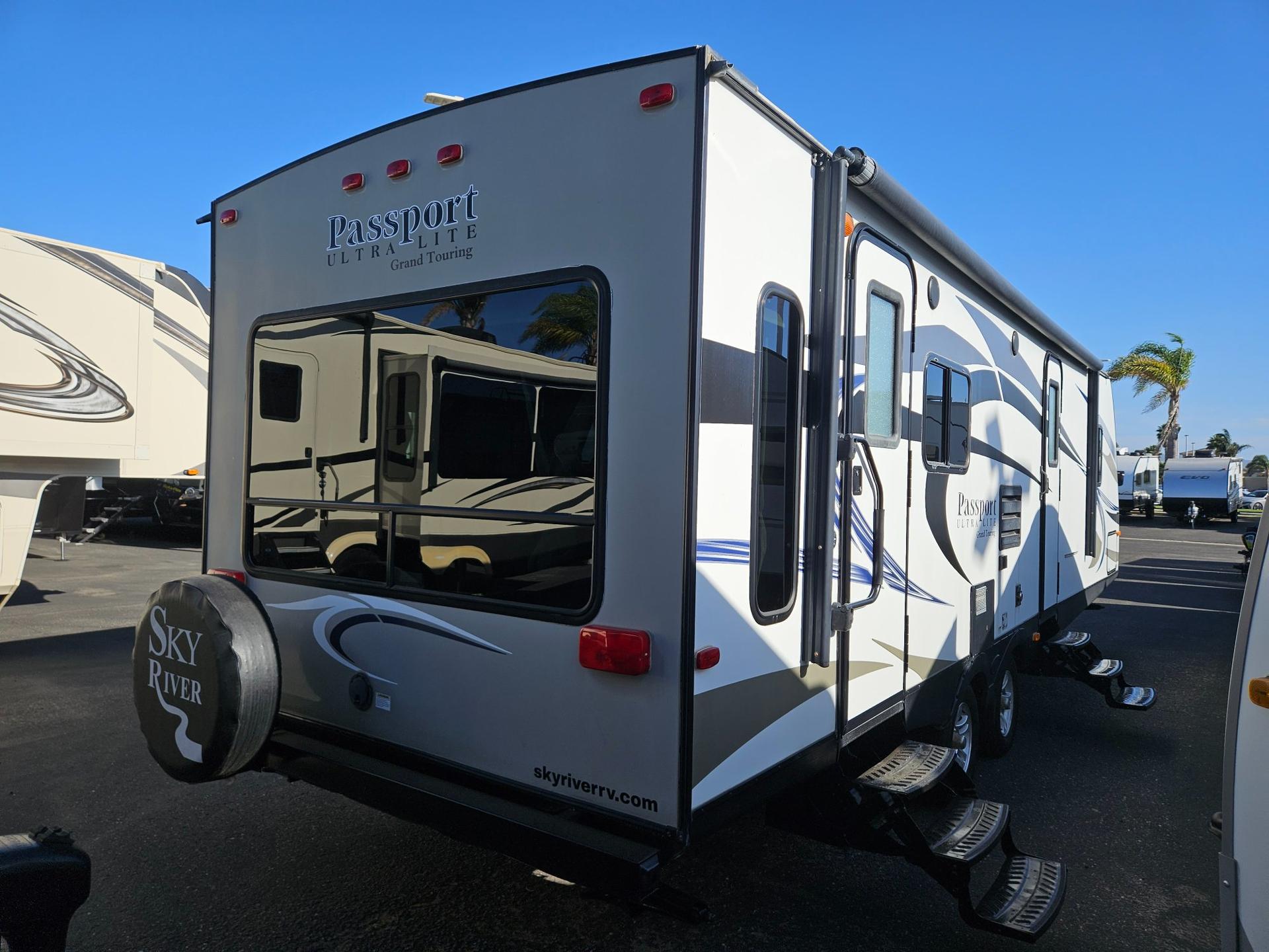 2016 Keystone RV 2016 Keystone RV Passport Ultra Lite Grand Touring - thumbnail 2