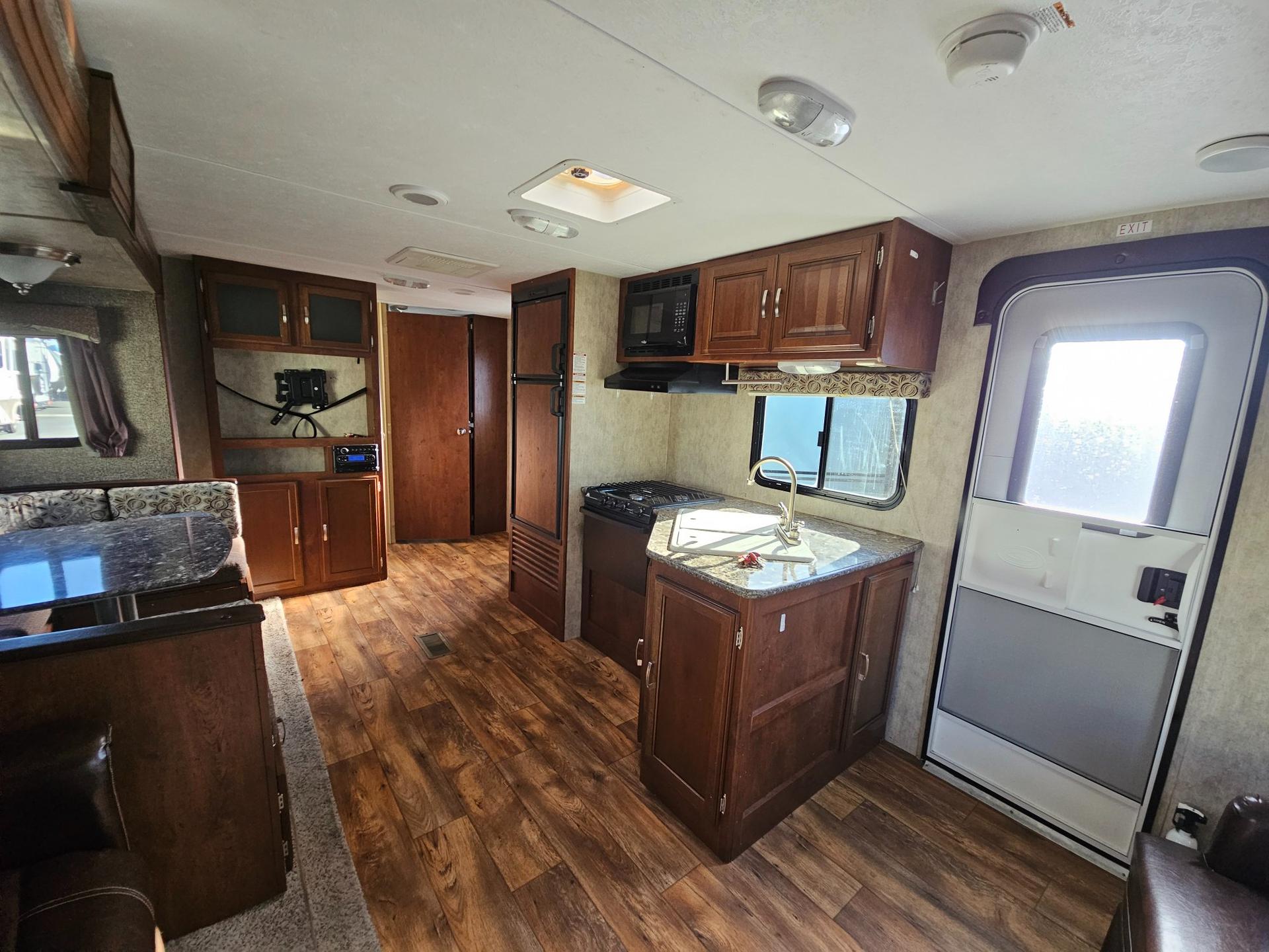 2016 Keystone RV 2016 Keystone RV Passport Ultra Lite Grand Touring - thumbnail 6
