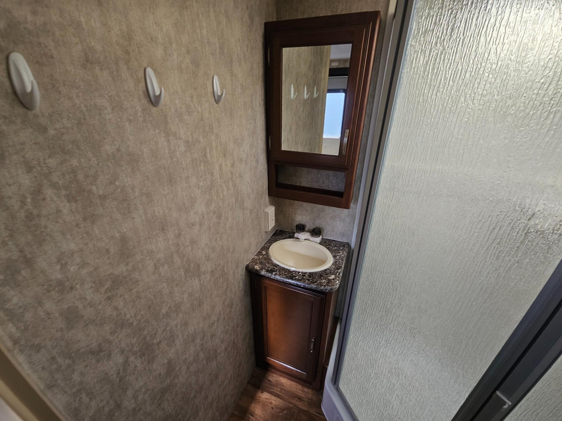 2016 Keystone RV 2016 Keystone RV Passport Ultra Lite Grand Touring - thumbnail 28