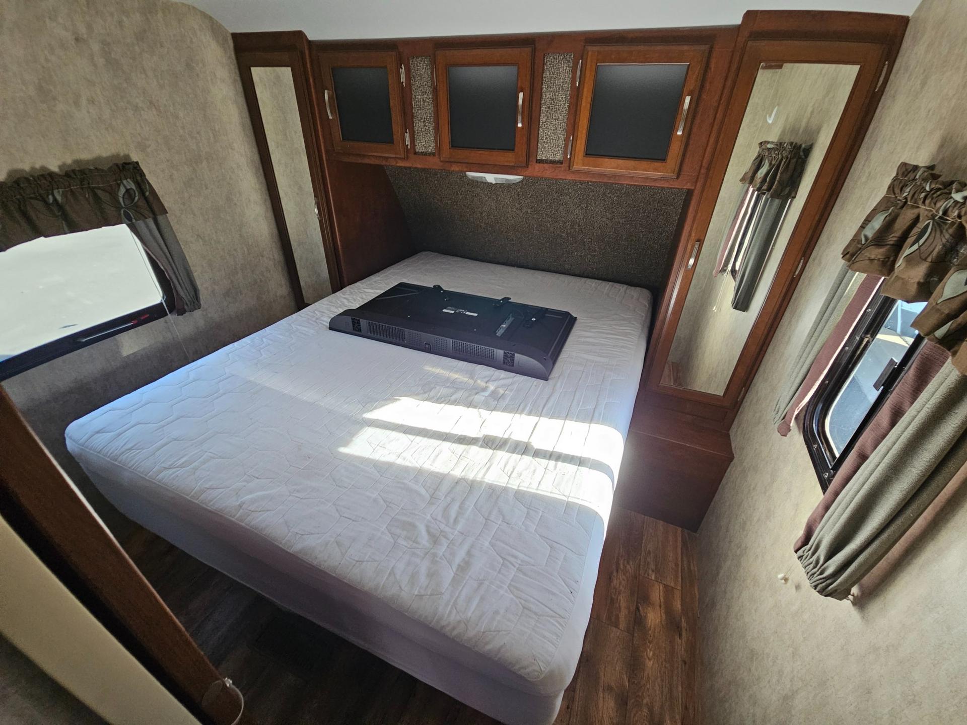 2016 Keystone RV 2016 Keystone RV Passport Ultra Lite Grand Touring - thumbnail 33