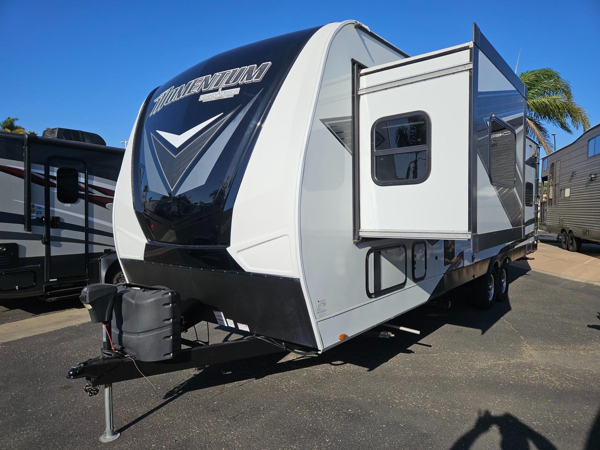 2023 Grand Design 2023 Grand Design Momentum G-Class - thumbnail 4