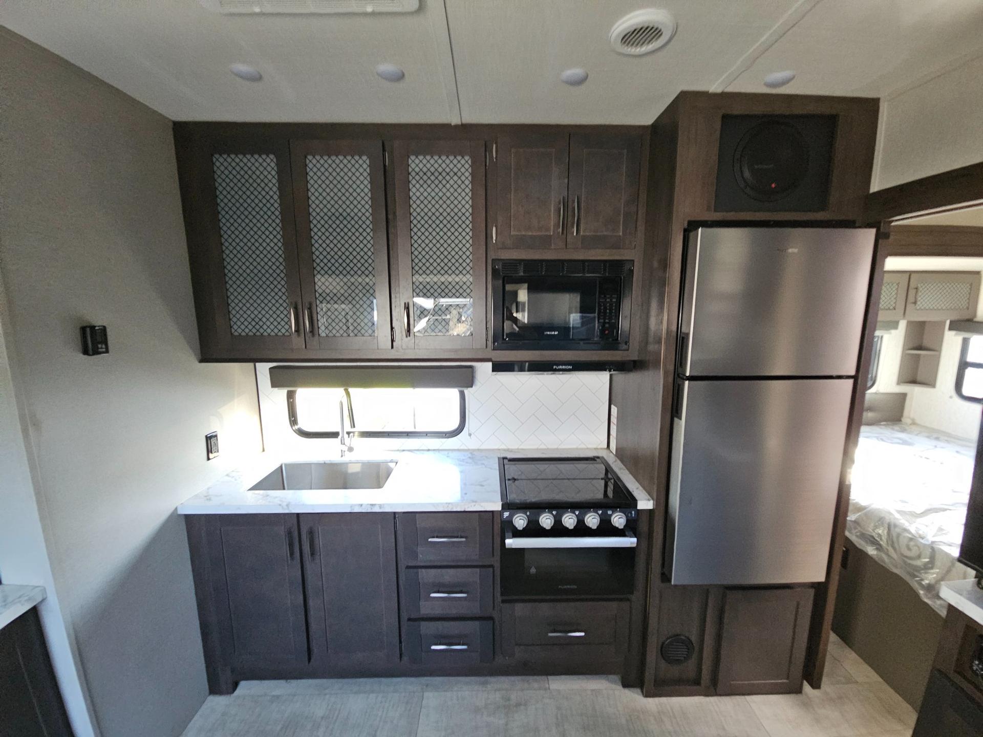 2023 Grand Design 2023 Grand Design Momentum G-Class - thumbnail 11