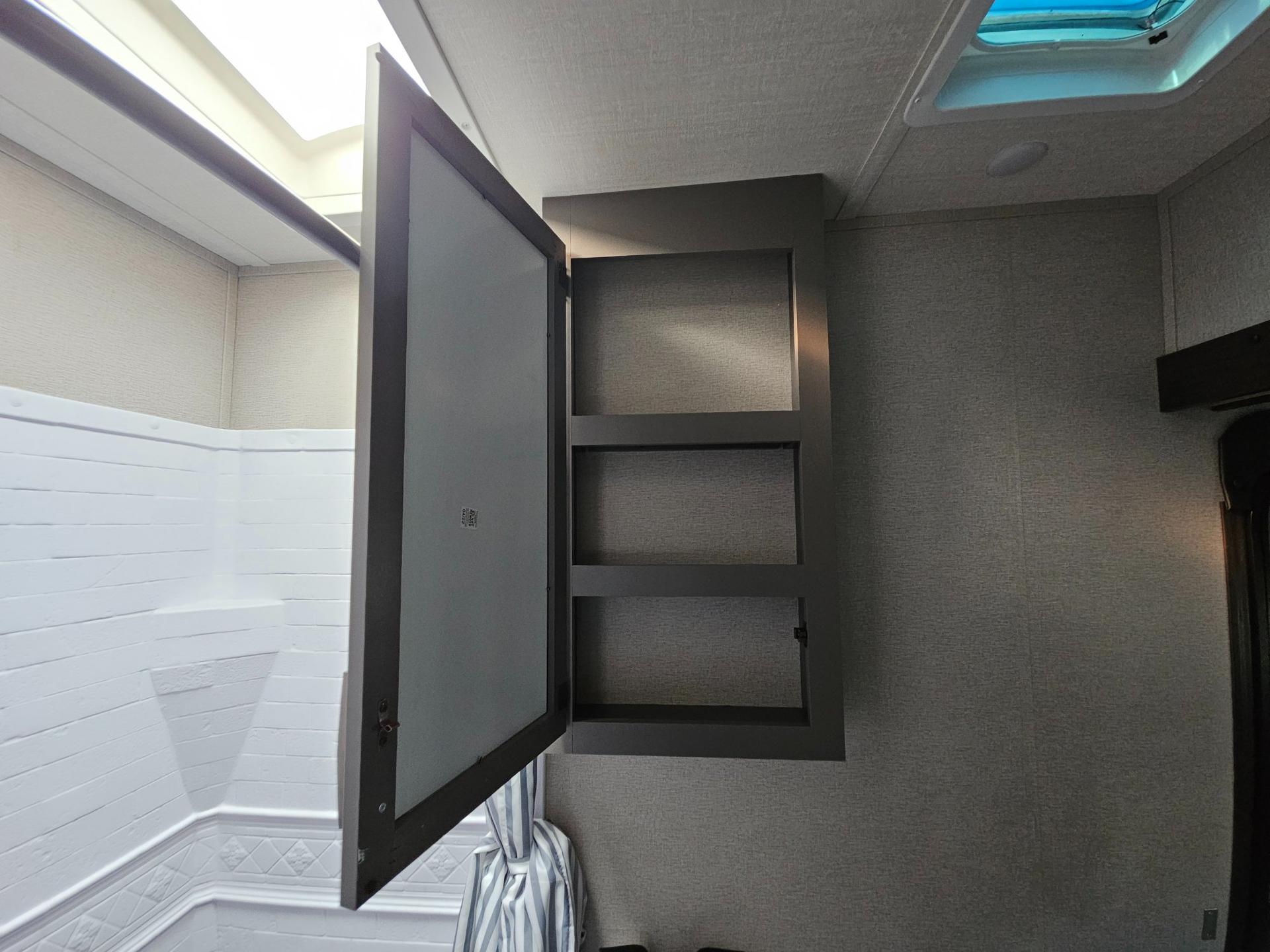 2023 Grand Design 2023 Grand Design Momentum G-Class - thumbnail 24