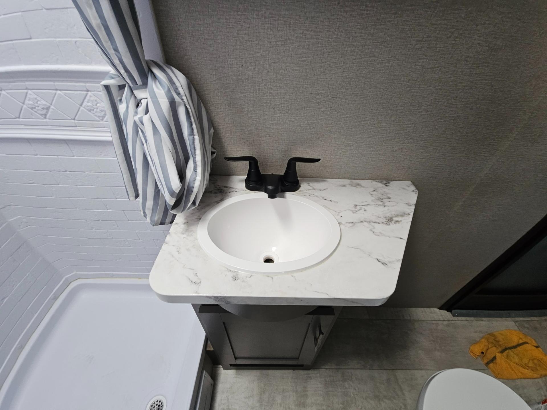 2023 Grand Design 2023 Grand Design Momentum G-Class - thumbnail 25