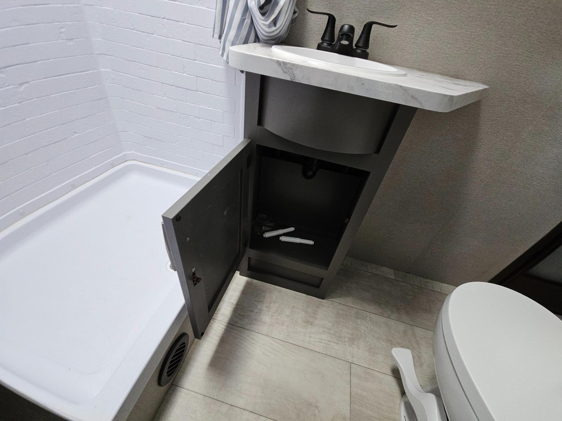 2023 Grand Design 2023 Grand Design Momentum G-Class - thumbnail 26