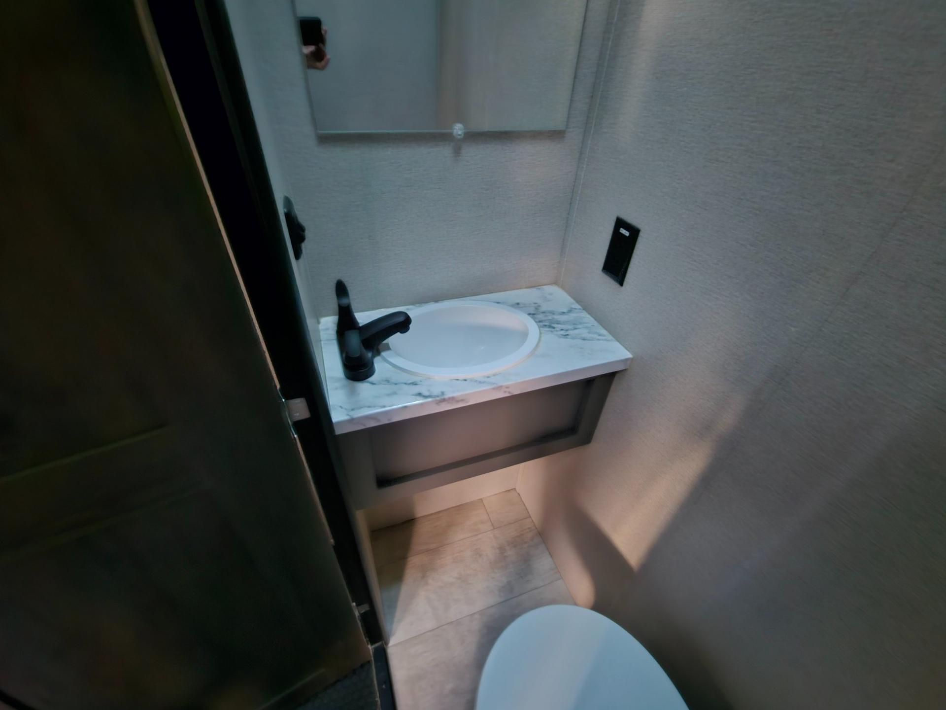 2023 Grand Design 2023 Grand Design Momentum G-Class - thumbnail 31