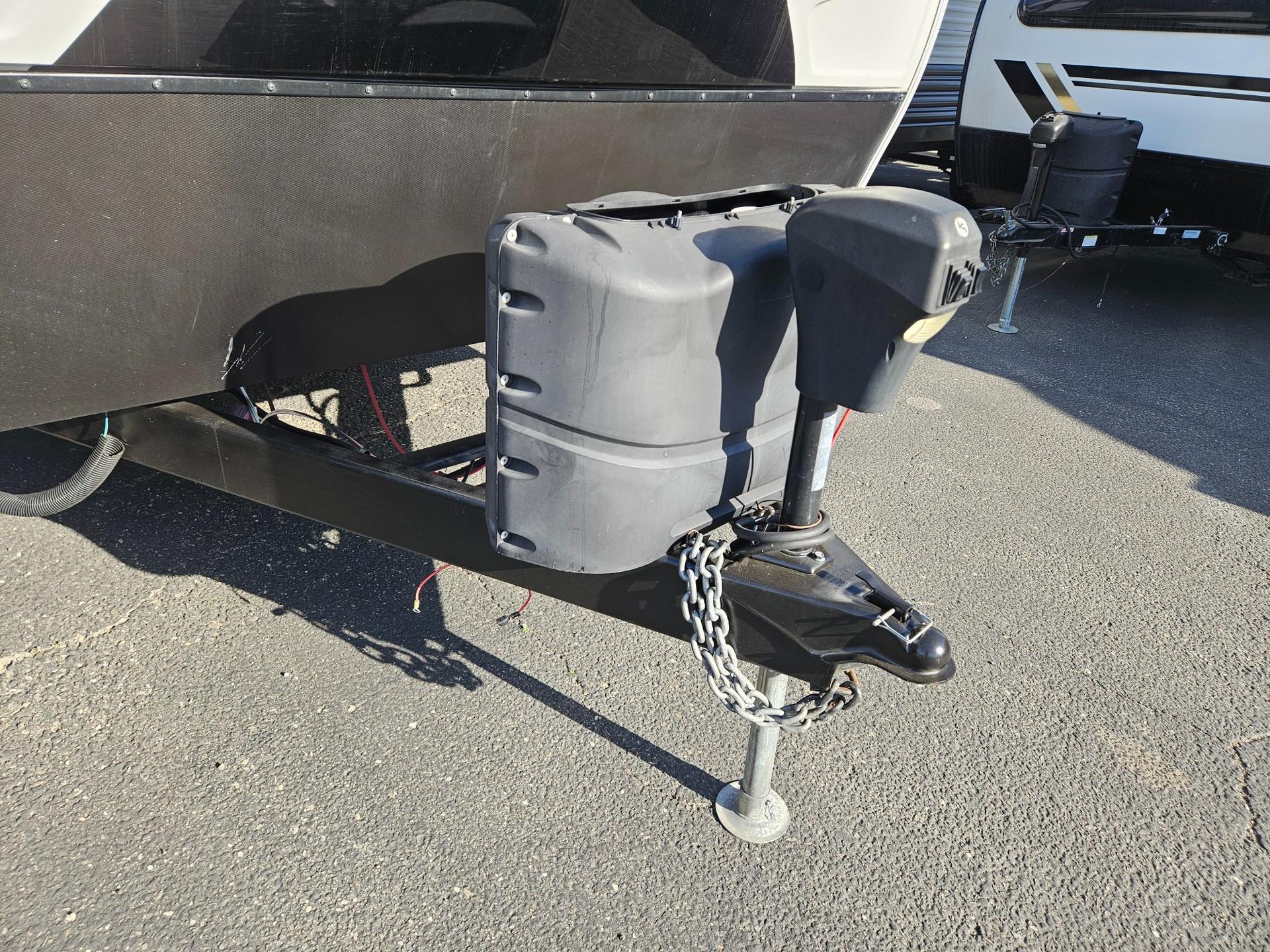 2023 Grand Design 2023 Grand Design Momentum G-Class - thumbnail 32