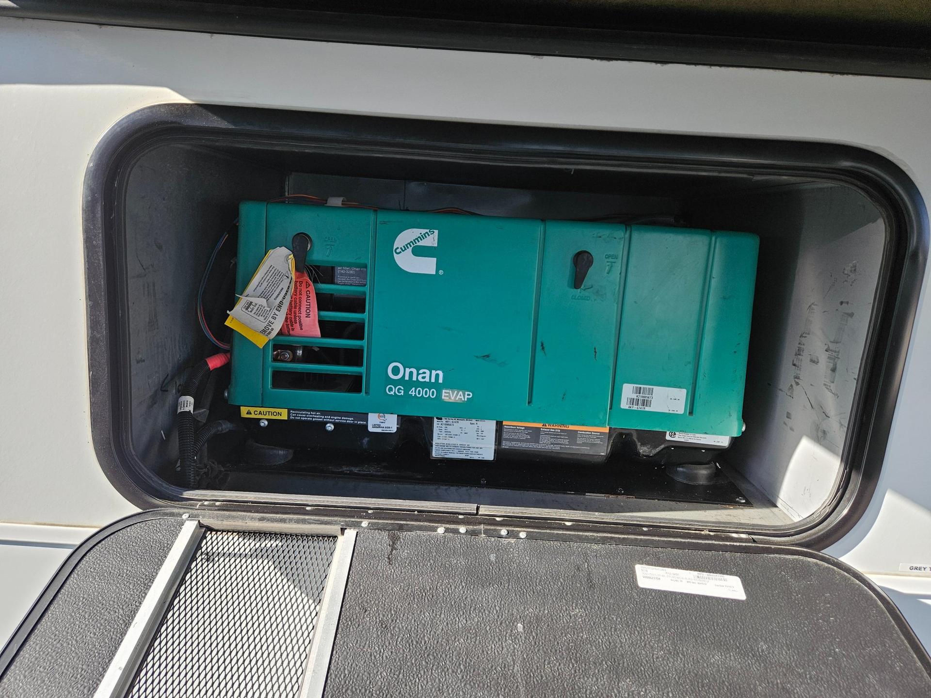 2023 Grand Design 2023 Grand Design Momentum G-Class - thumbnail 44