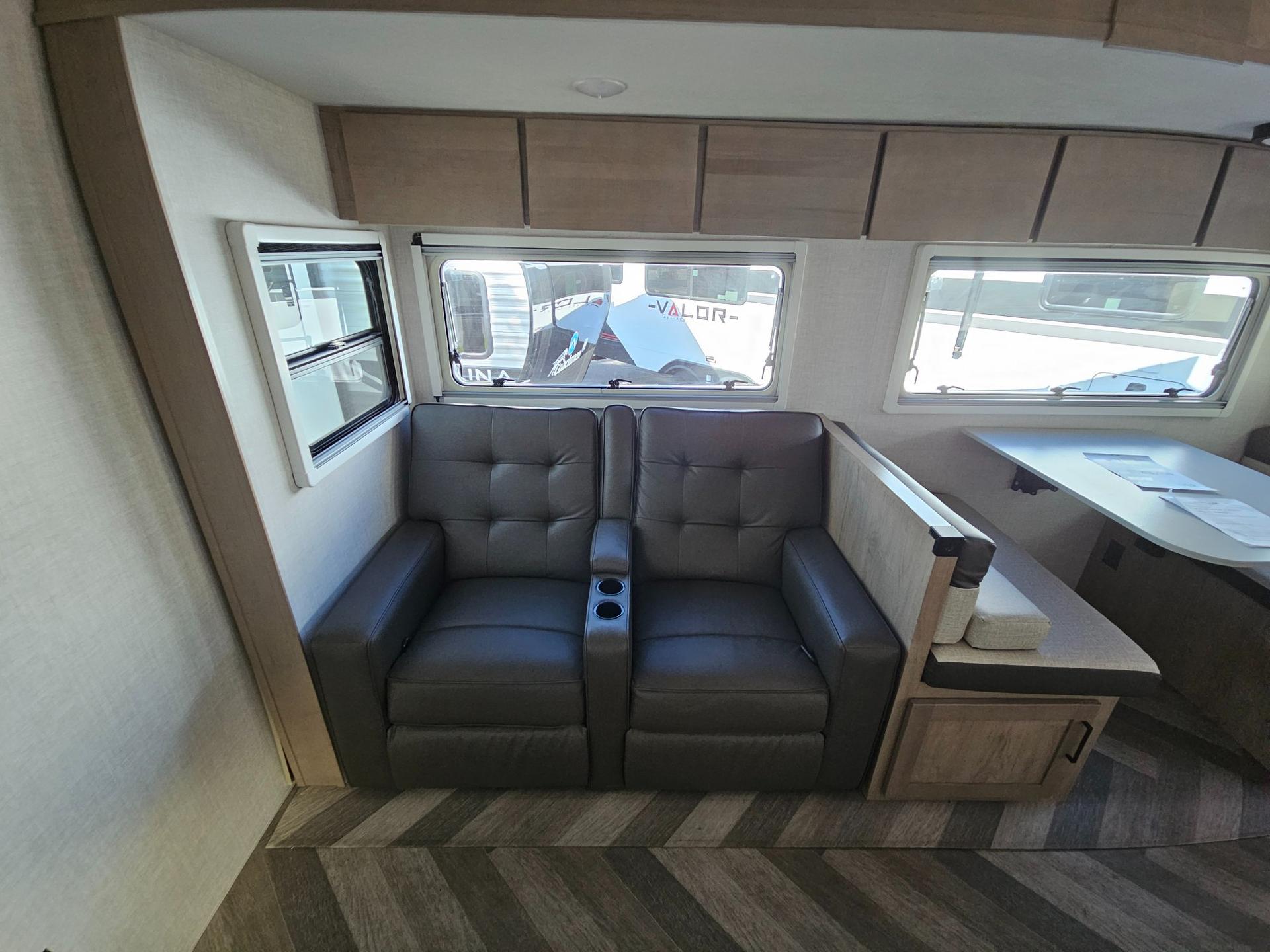 2023 Ember 2023 Ember Touring Edition - thumbnail 7