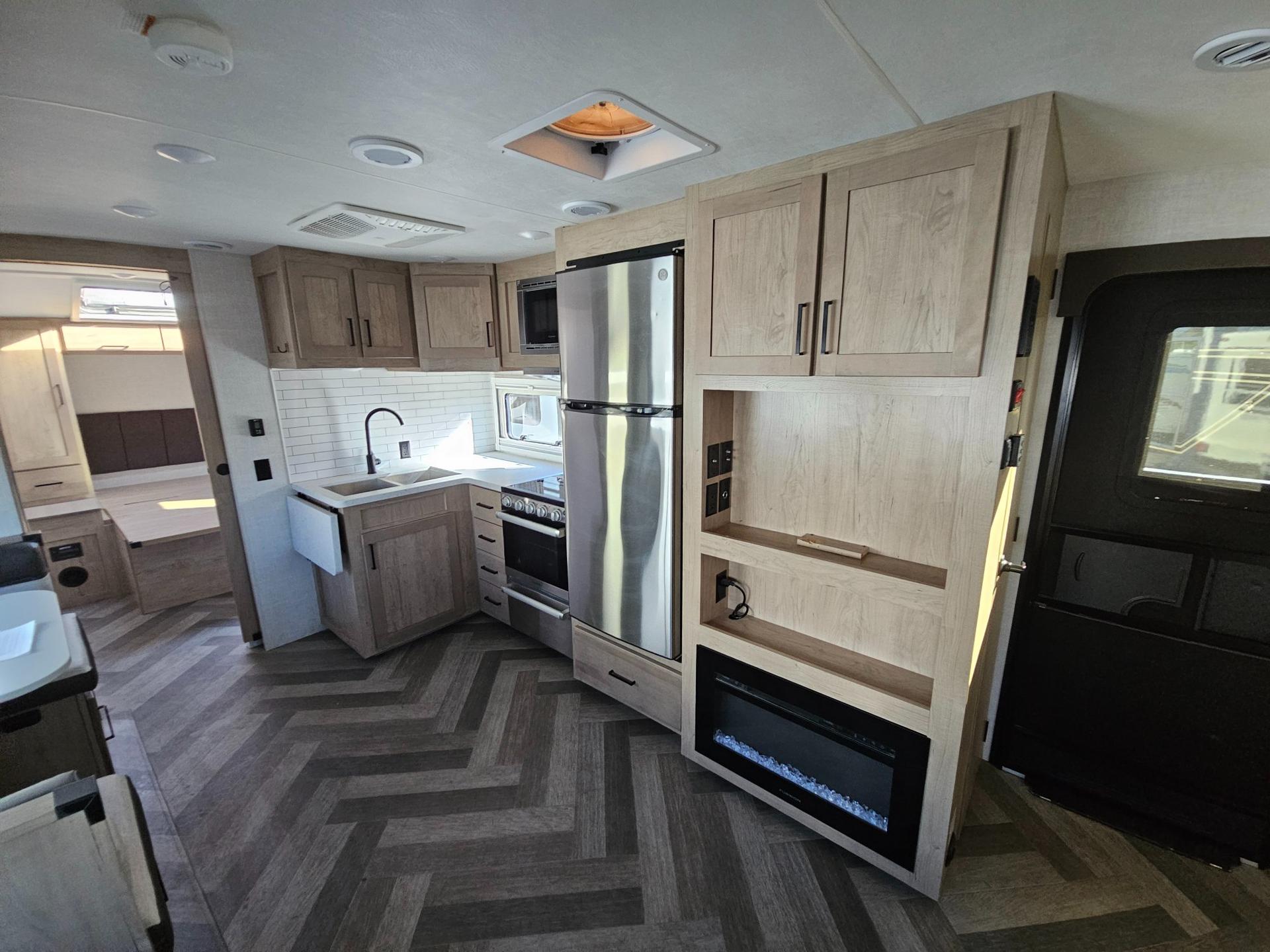 2023 Ember 2023 Ember Touring Edition - thumbnail 13