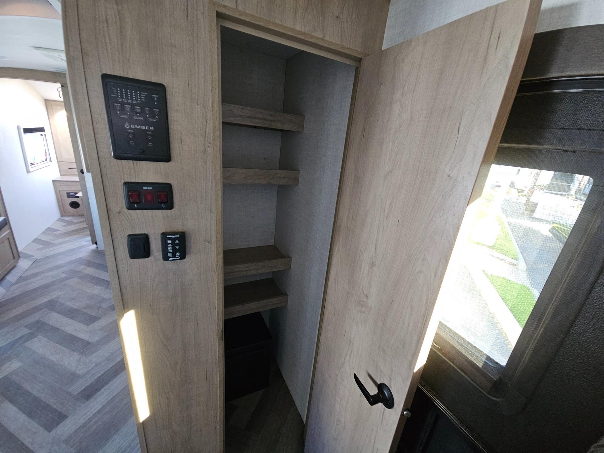 2023 Ember 2023 Ember Touring Edition - thumbnail 14